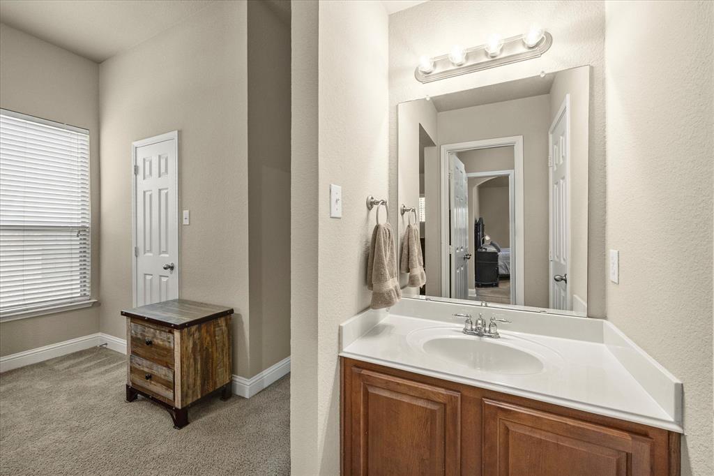 Rockwall, Texas, 75087, United States, 5 Bedrooms Bedrooms, ,5 BathroomsBathrooms,Residential,For Sale,1877304