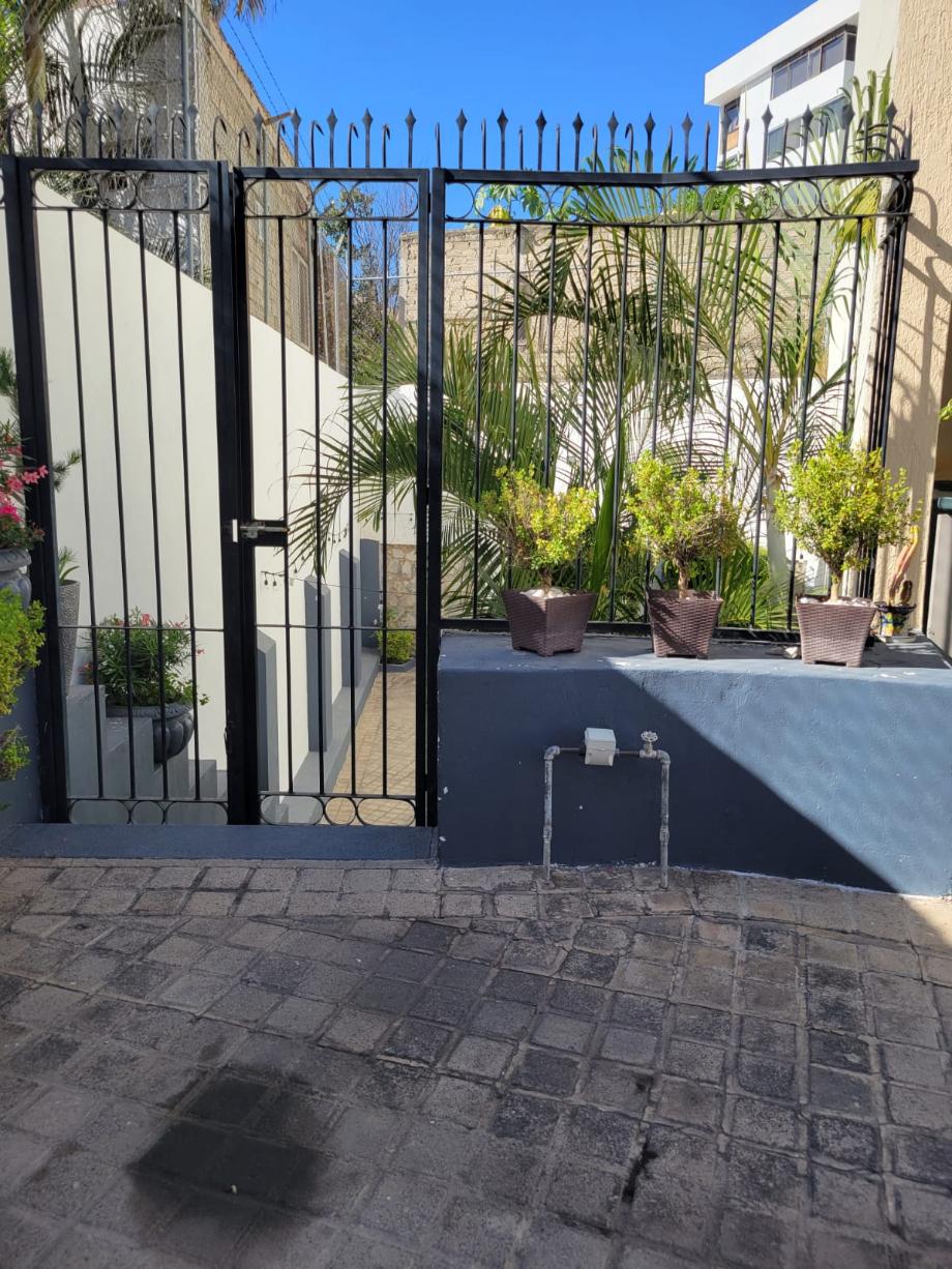 Zapopan, Jalisco, 45160, Mexico, 3 Bedrooms Bedrooms, ,3 BathroomsBathrooms,Residential,For Sale,1994345