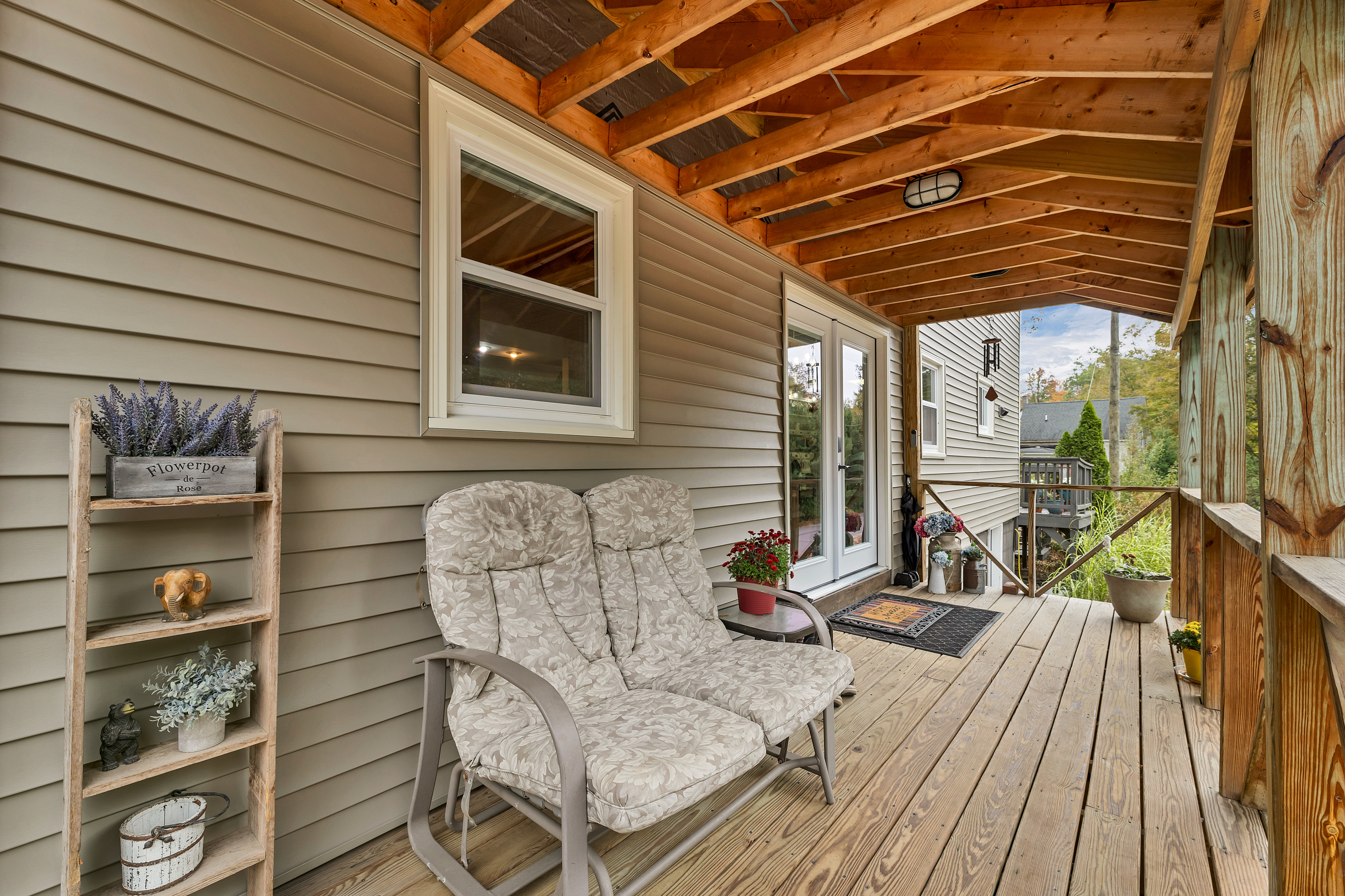 New Hampton, New Hampshire, 03256, United States, 3 Bedrooms Bedrooms, ,2 BathroomsBathrooms,Residential,For Sale,1976392