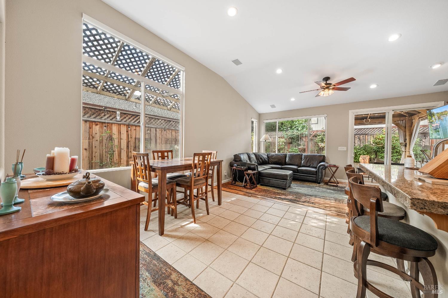 Santa Rosa, California, 95404, United States, 3 Bedrooms Bedrooms, ,2 BathroomsBathrooms,Residential,For Sale,1982129