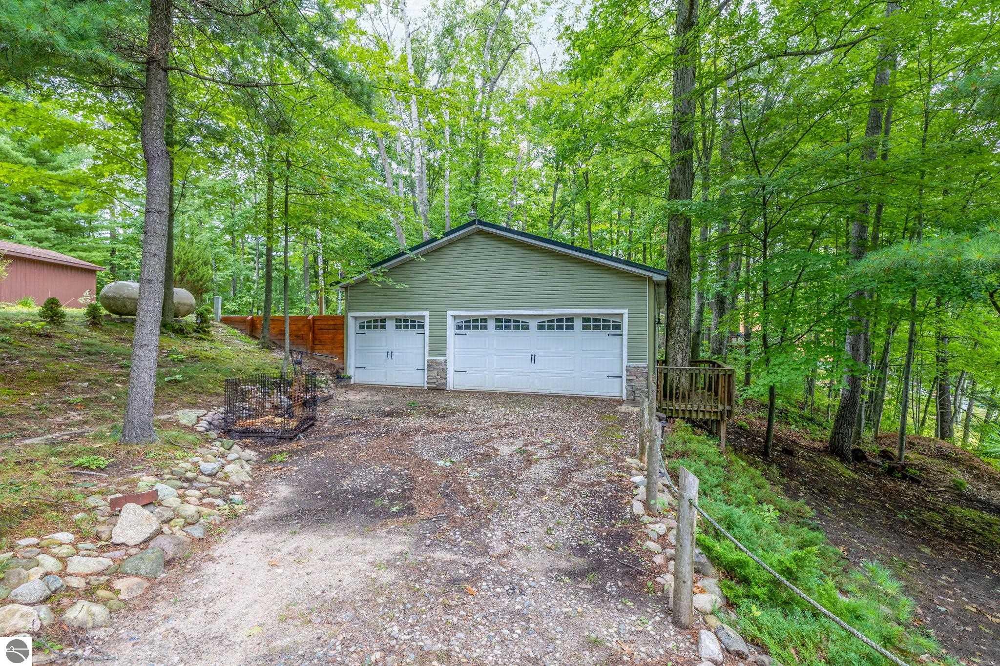 Evart, Michigan, 49631, United States, 4 Bedrooms Bedrooms, ,2 BathroomsBathrooms,Residential,For Sale,1758726