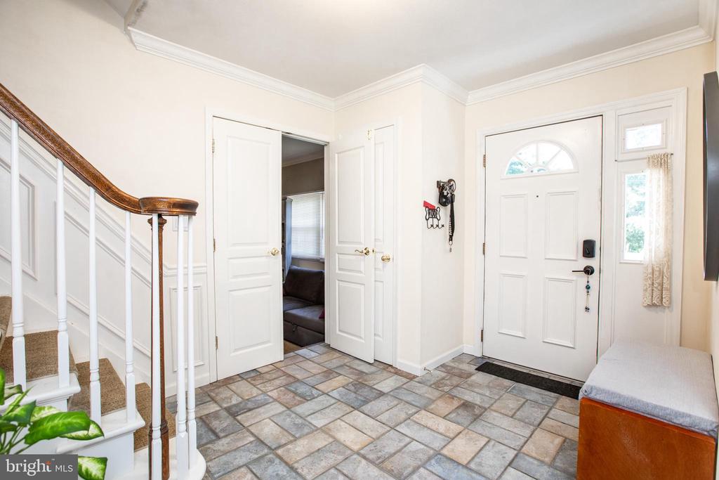 Hightstown, New Jersey, 08520, United States, 5 Bedrooms Bedrooms, ,4 BathroomsBathrooms,Residential,For Sale,1928581