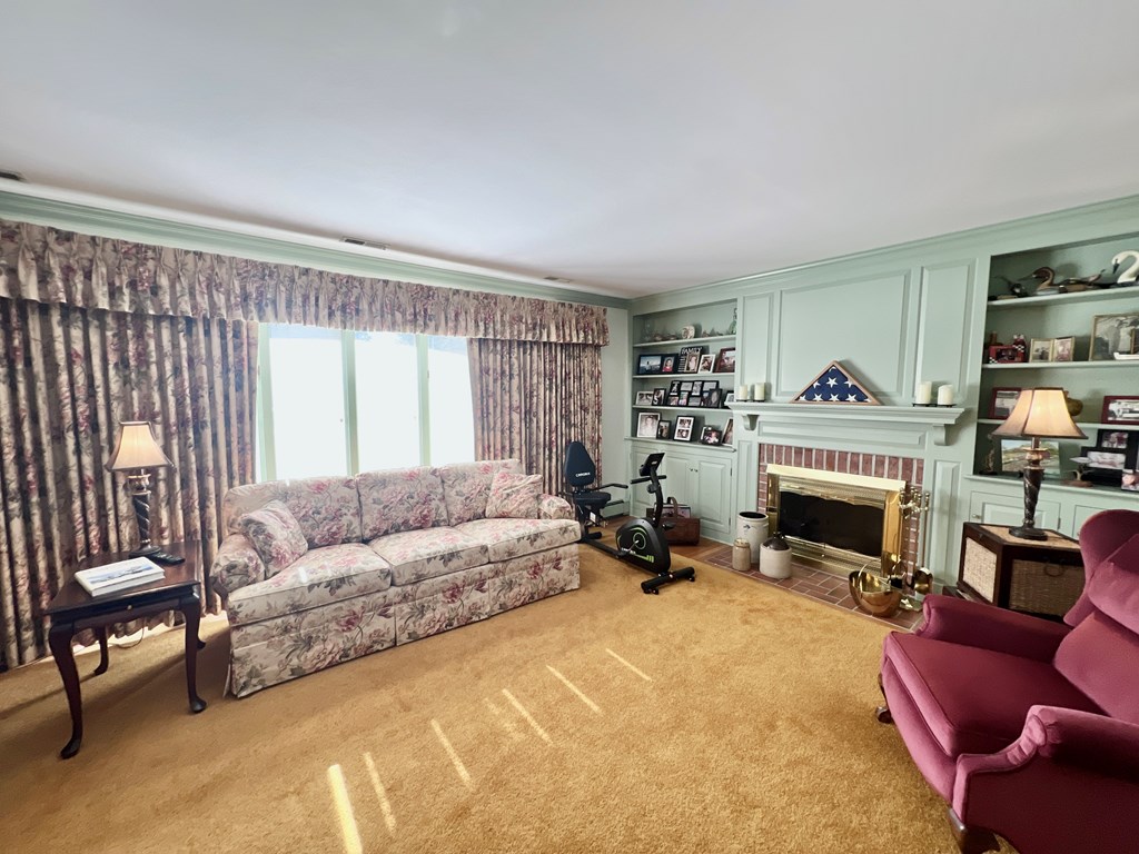 Onancock, Virginia, 23417, United States, 2 Bedrooms Bedrooms, ,2 BathroomsBathrooms,Residential,For Sale,1971701