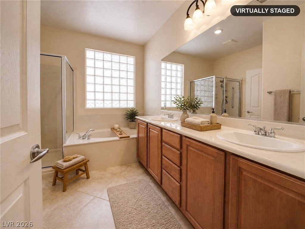 Henderson, Nevada, 89044, United States, 2 Bedrooms Bedrooms, ,2 BathroomsBathrooms,Residential,For Sale,2036899