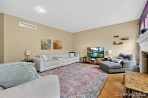 Fishkill, New York, 12524, United States, 3 Bedrooms Bedrooms, ,3 BathroomsBathrooms,Residential,For Sale,1980180