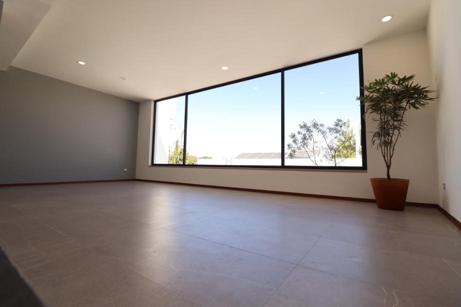 Bosque Monarca, Morelia, Michoacán de Ocampo, 58350, Mexico, 3 Bedrooms Bedrooms, ,2 BathroomsBathrooms,Residential,For Sale,Bosque Monarca,1440665