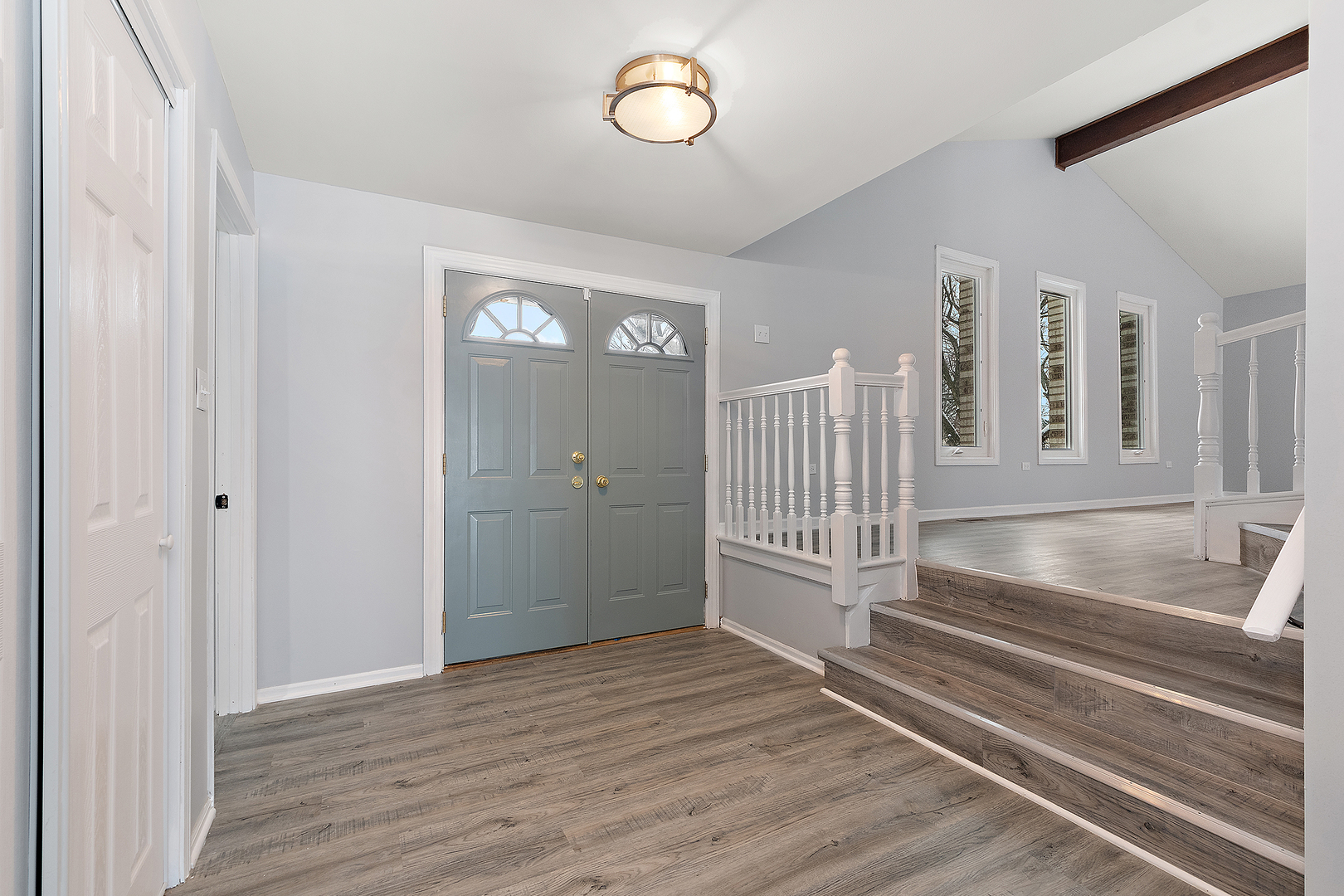 Orland Park, Illinois, 60467, United States, 4 Bedrooms Bedrooms, ,3 BathroomsBathrooms,Residential,For Sale,2000619