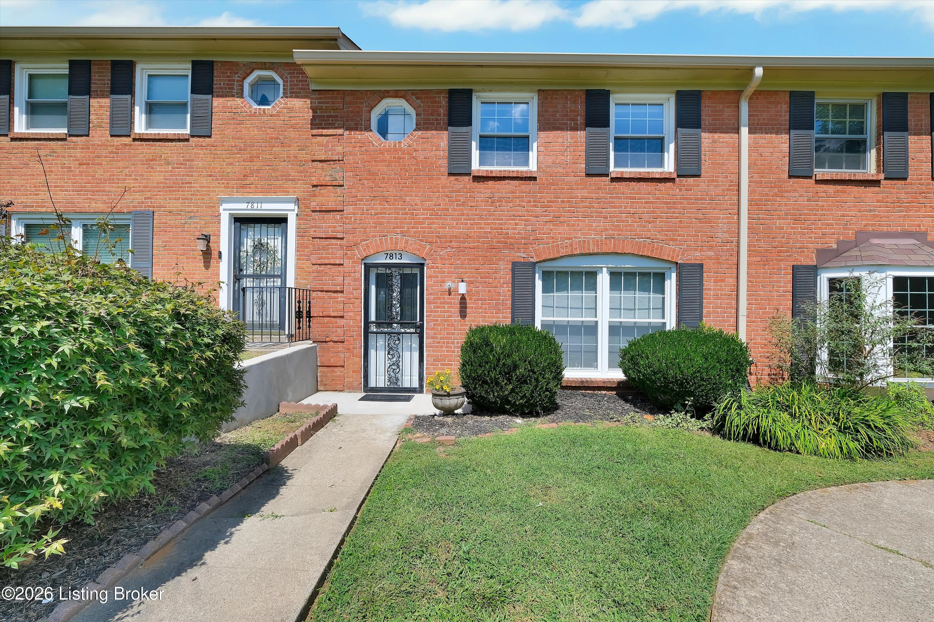 Montero Dr, Prospect, KY 40059