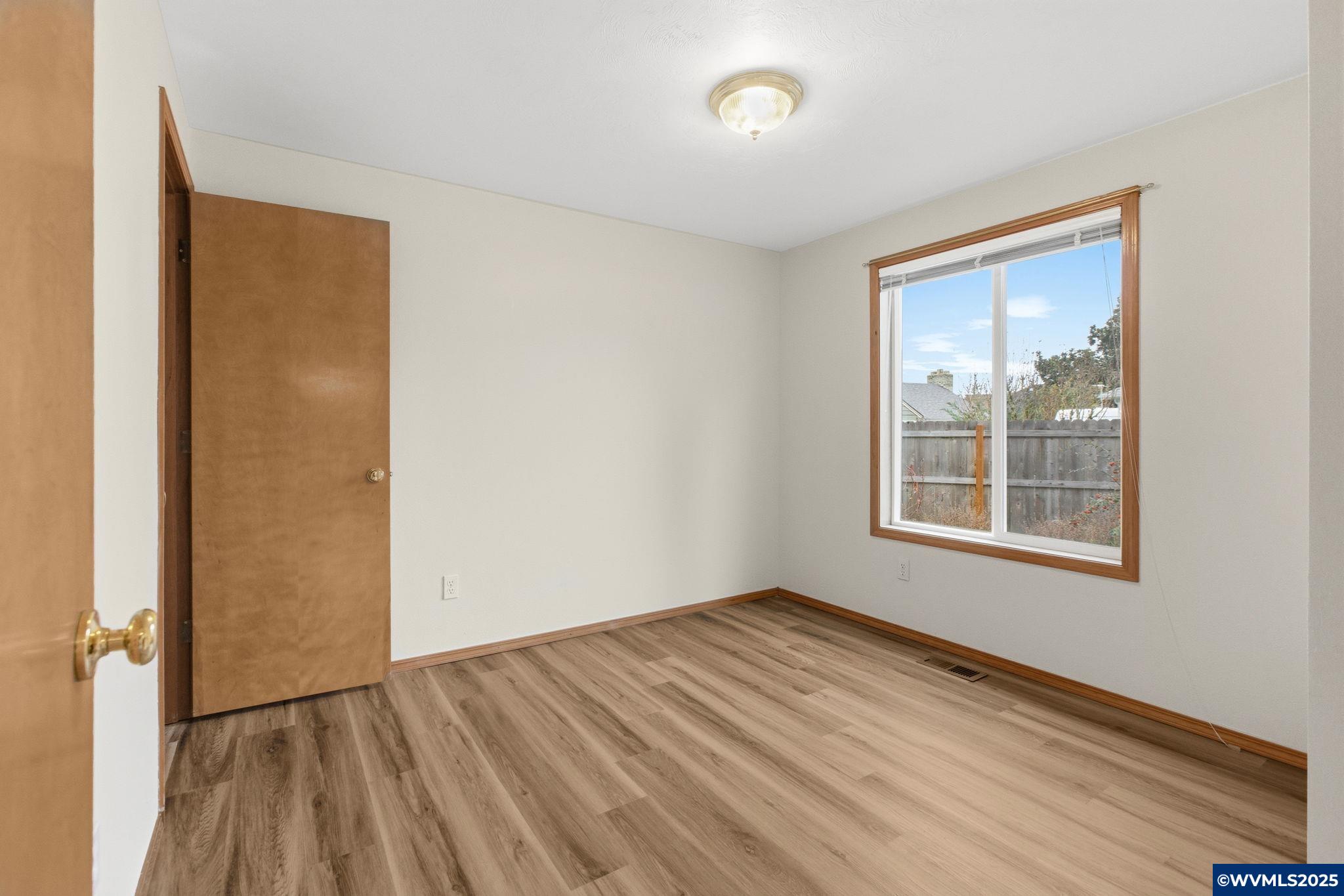 Corvallis, Oregon, 97333, United States, 4 Bedrooms Bedrooms, ,3 BathroomsBathrooms,Residential,For Sale,1999072