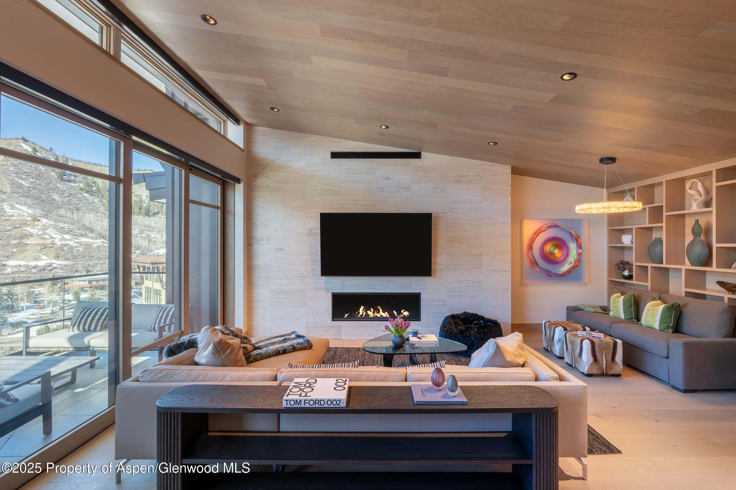 Snowmass Village, Colorado, 81615, United States, 4 Bedrooms Bedrooms, ,4 BathroomsBathrooms,Residential,For Sale,1746632