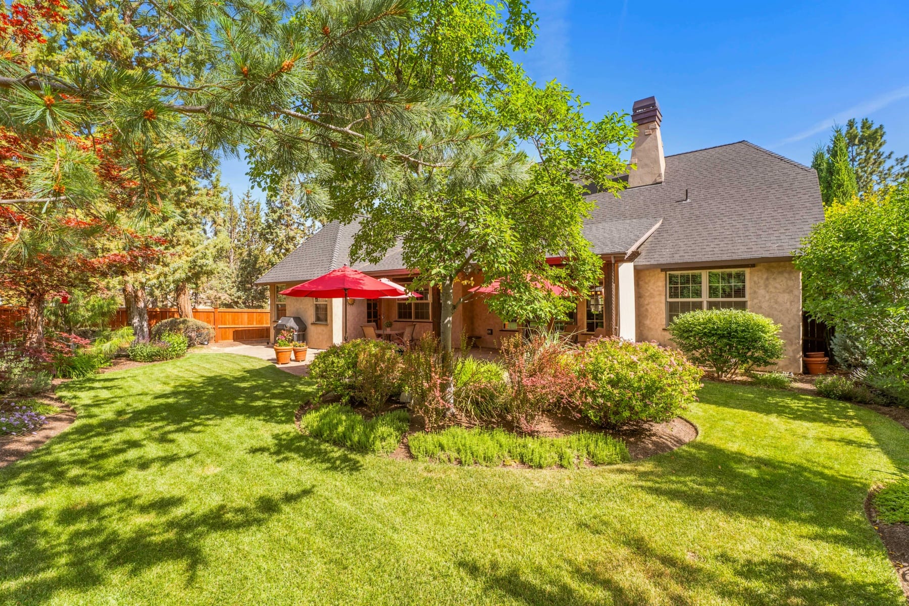  861 NW Yosemite Drive Bend, OR 97703 - 物件實景