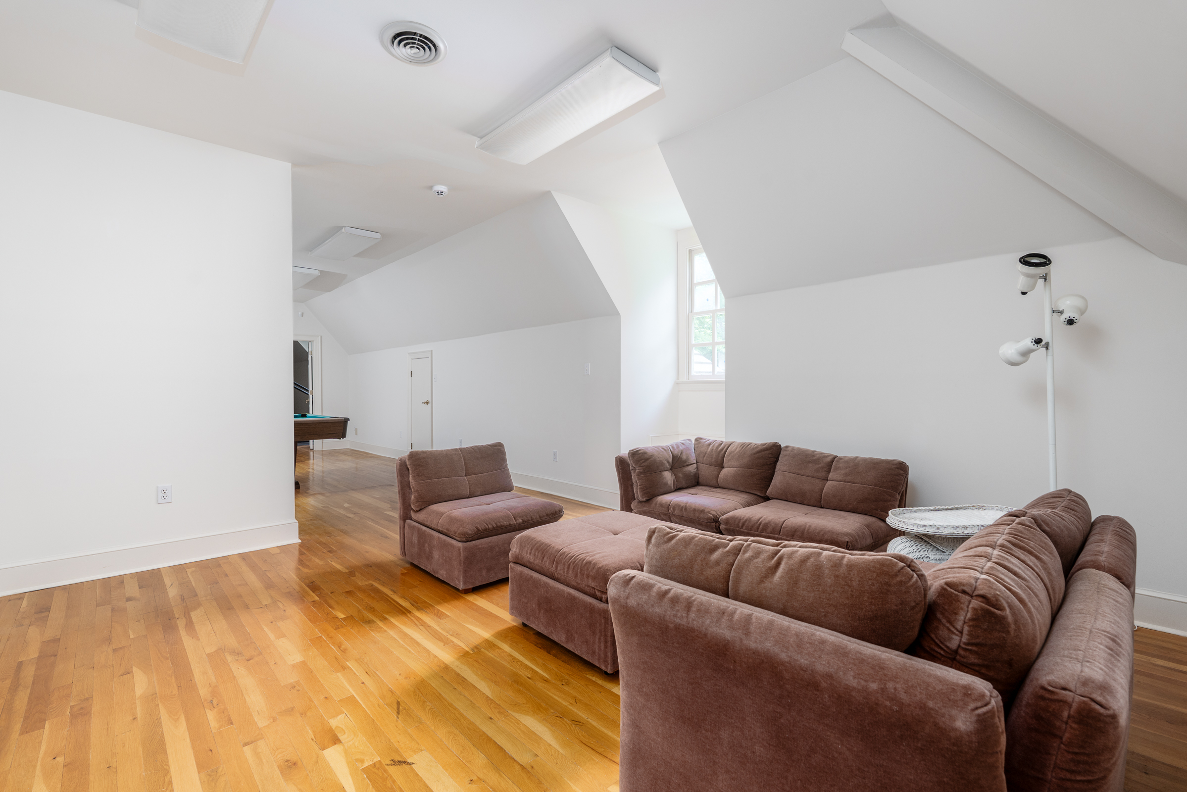  221 Dryden Lane, Richmond, VA 23229 - 物件實景