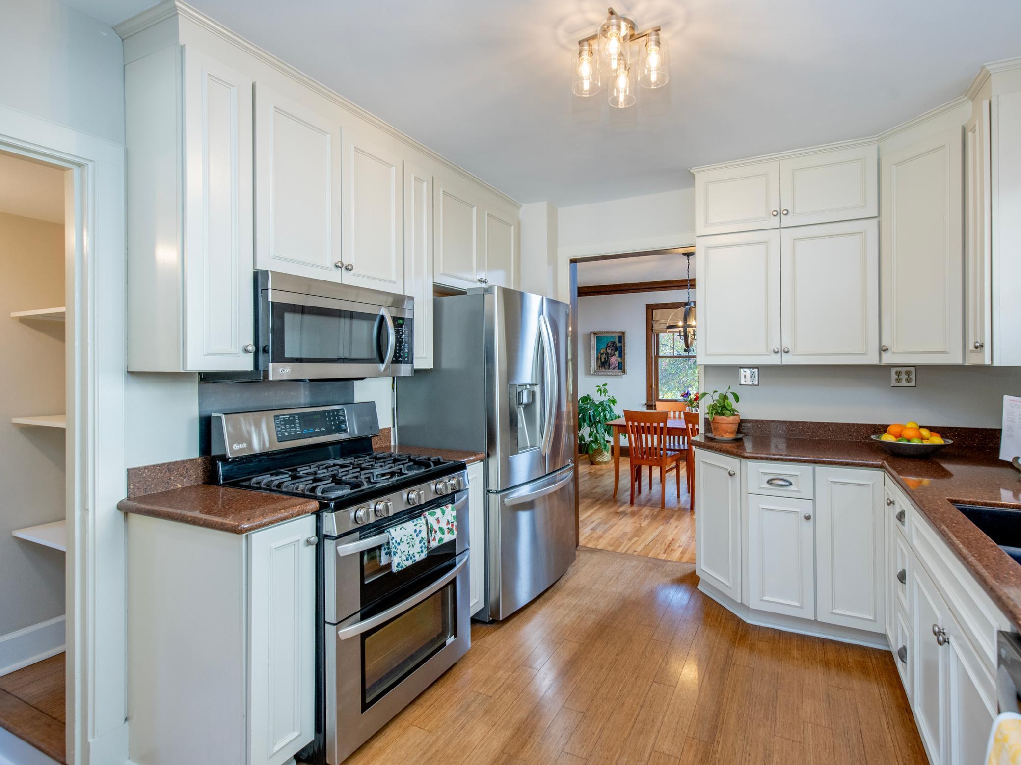 Saint Paul, Minnesota, 55104, United States, 3 Bedrooms Bedrooms, ,1 BathroomBathrooms,Residential,For Sale,1988037