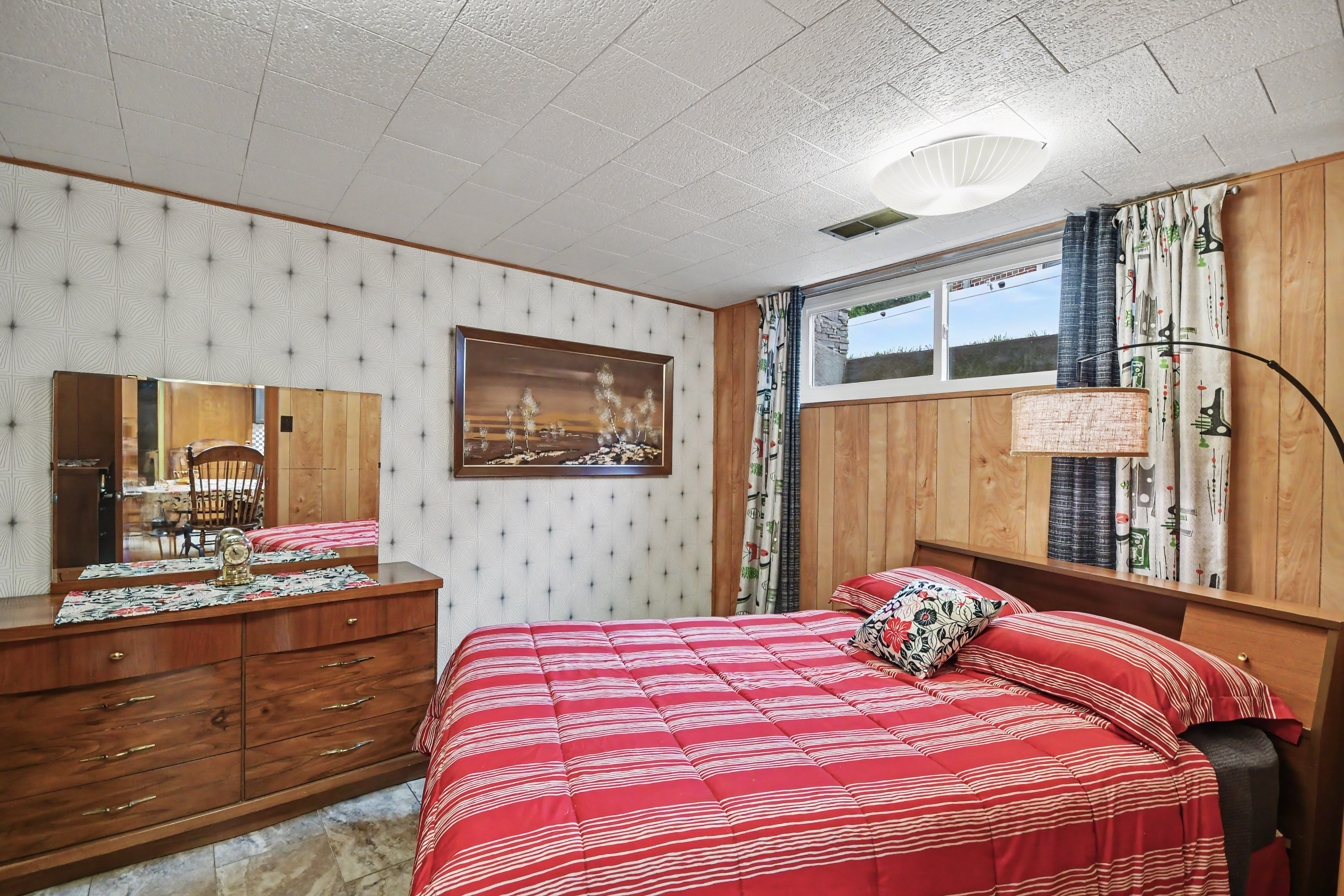  You’ll fall in love with this charming midcentury ranch. - 物件實景