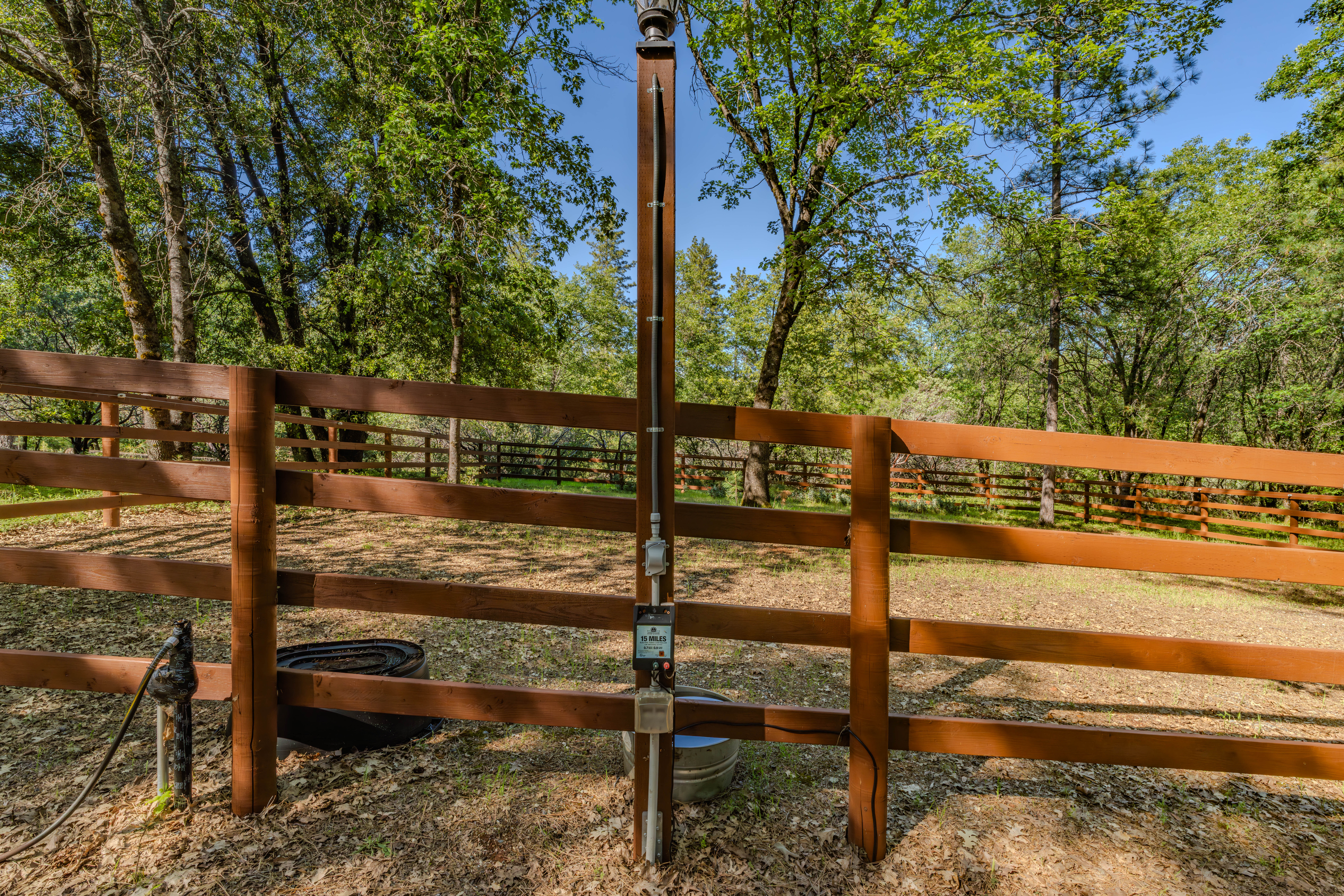  211 Fox Road, Glencoe, CA 95232 - 物件實景