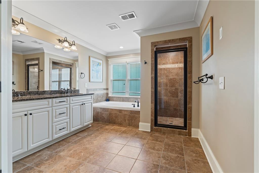 Marietta, Georgia, 30060, United States, 5 Bedrooms Bedrooms, ,4 BathroomsBathrooms,Residential,For Sale,1973923