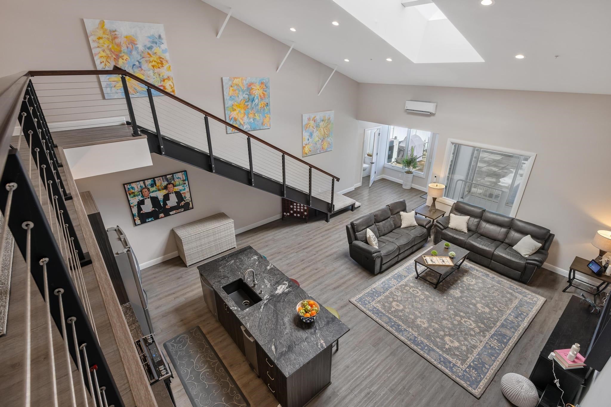 Harrison Twp, Michigan, 48045, United States, 2 Bedrooms Bedrooms, ,3 BathroomsBathrooms,Residential,For Sale,1979598