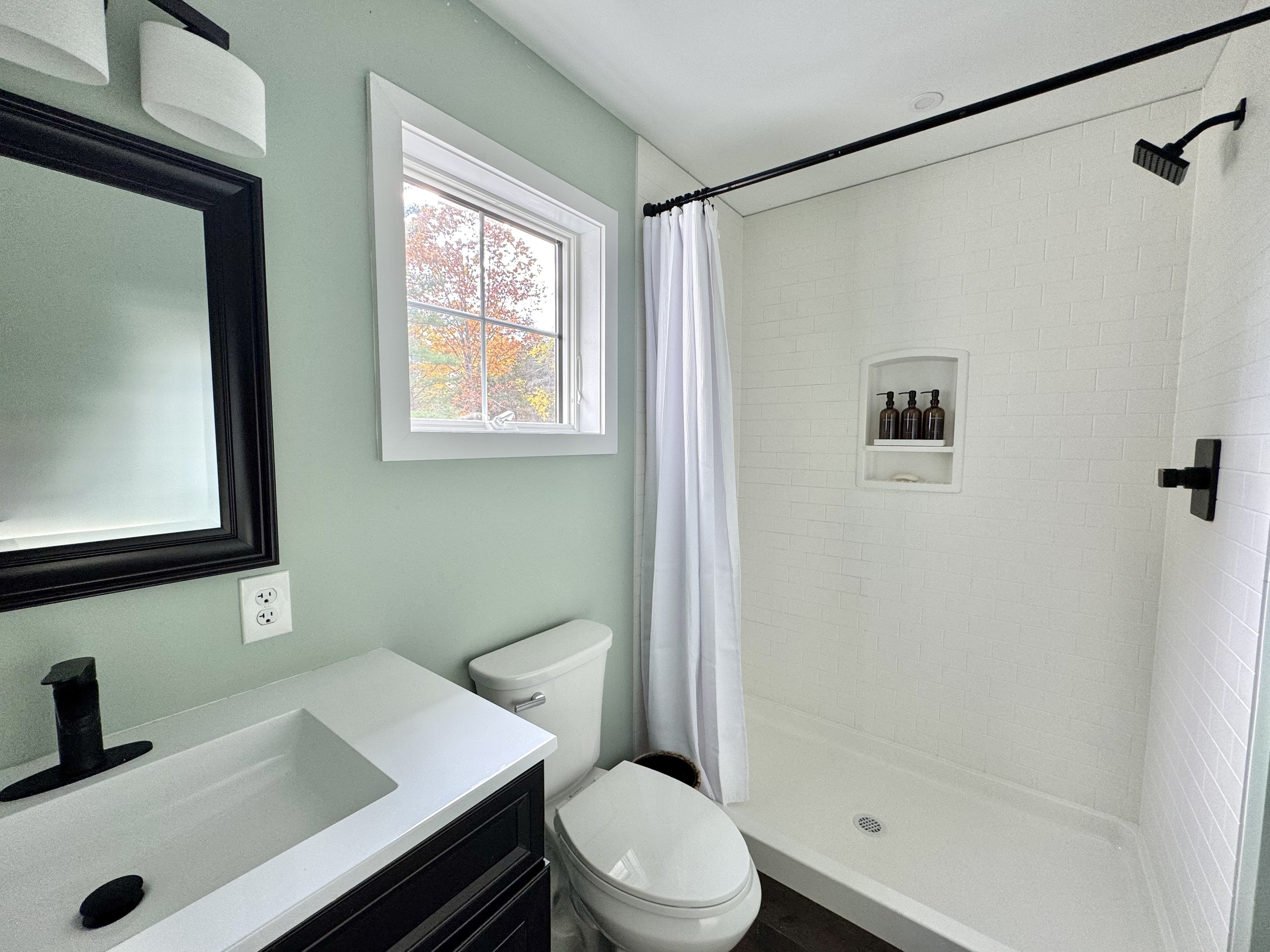 Greenville, New York, 12083, United States, 2 Bedrooms Bedrooms, ,2 BathroomsBathrooms,Residential,For Sale,1988536