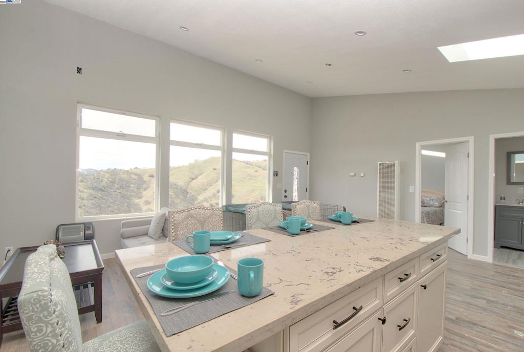 Livermore, California, 94550, United States, 2 Bedrooms Bedrooms, ,1 BathroomBathrooms,Residential,For Sale,2011774