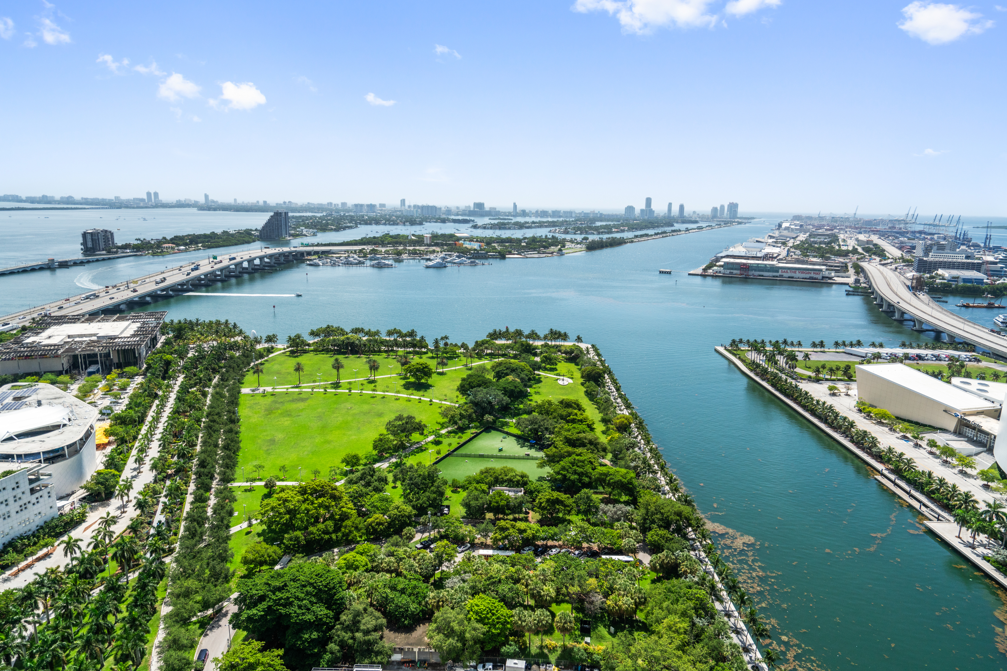 900 Biscayne Blvd, Miami, FL, 33132 - 物件實景