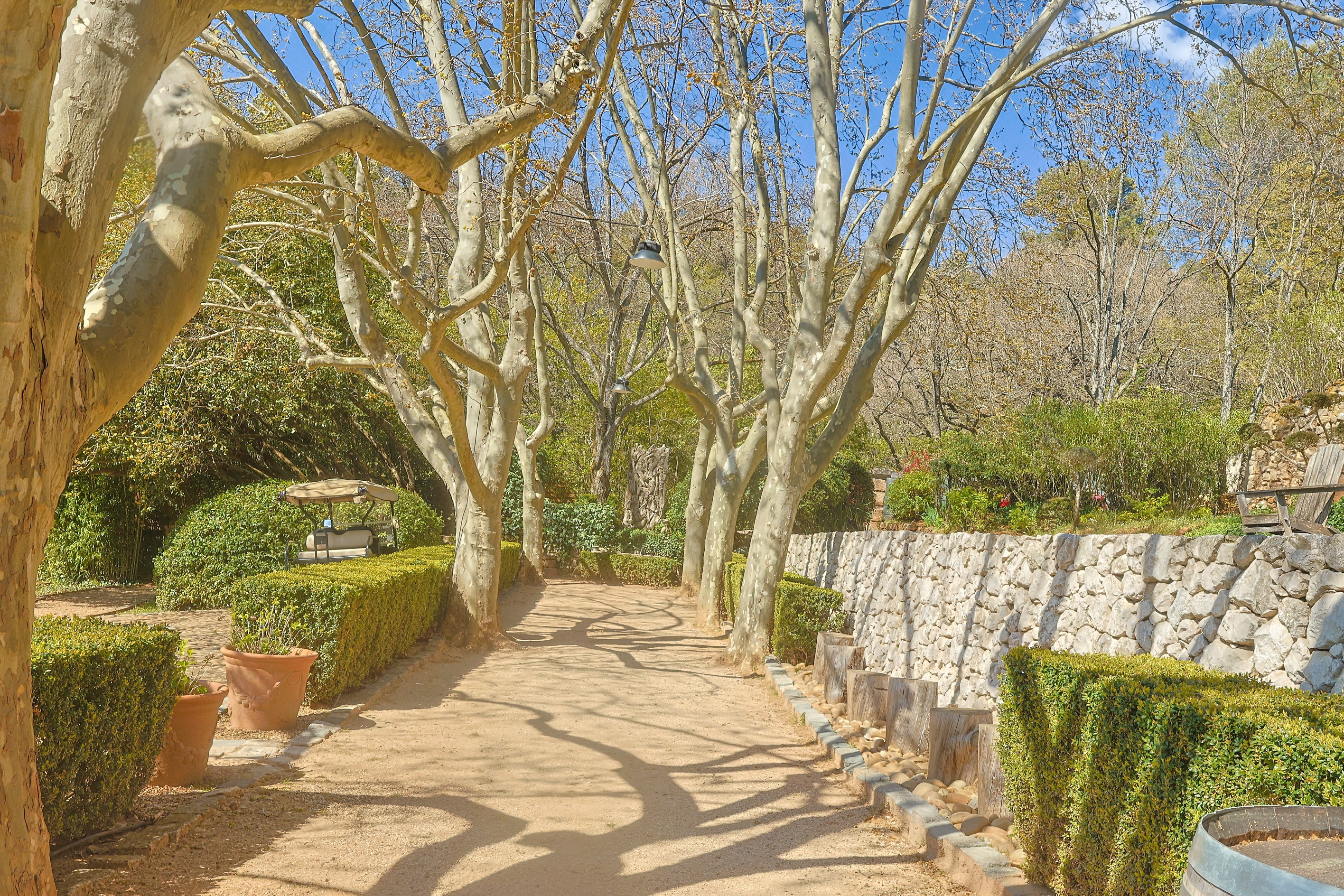  Route de Cézanne – Exceptional Provençal Bastide Estate with Panoramic Views on… - 物件實景