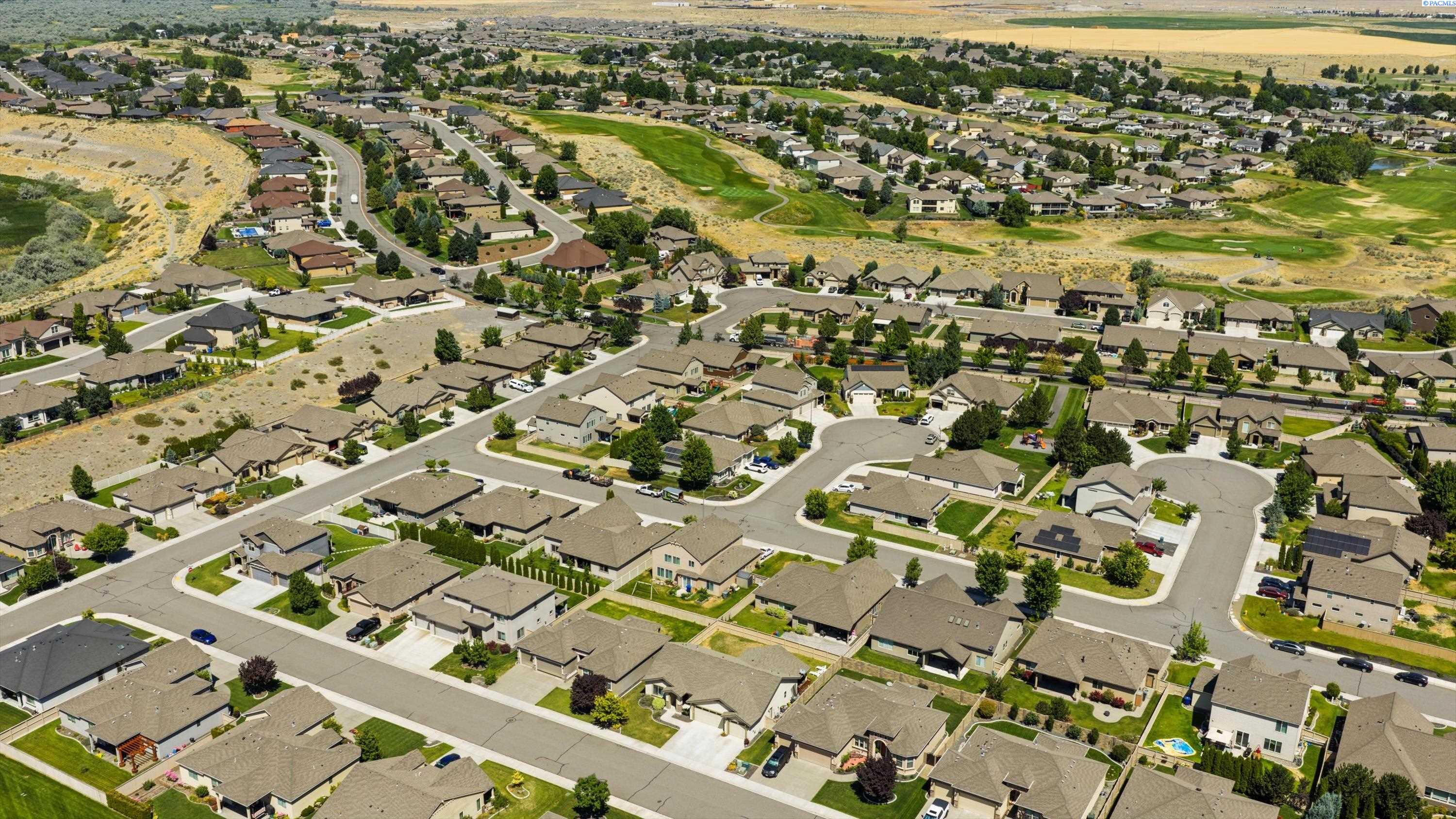 Richland, Washington, 99354, United States, 3 Bedrooms Bedrooms, ,2 BathroomsBathrooms,Residential,For Sale,1896289
