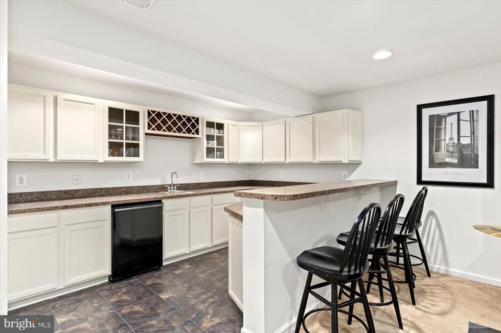 Spotsylvania, Virginia, 22553, United States, 4 Bedrooms Bedrooms, ,5 BathroomsBathrooms,Residential,For Sale,1895881