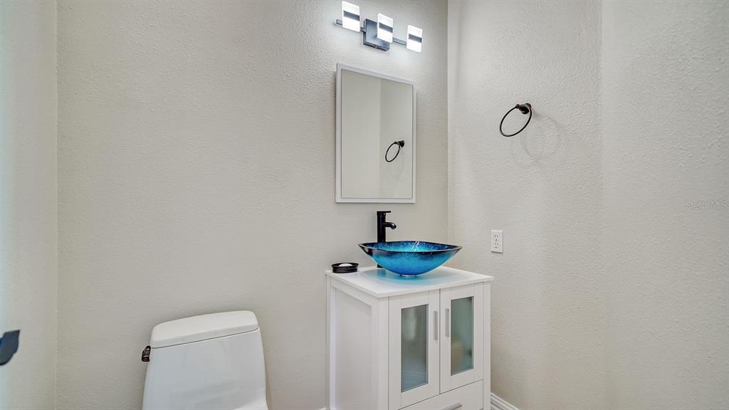 Longboat Key, Florida, 34228, United States, 4 Bedrooms Bedrooms, ,5 BathroomsBathrooms,Residential,For Sale,1999864