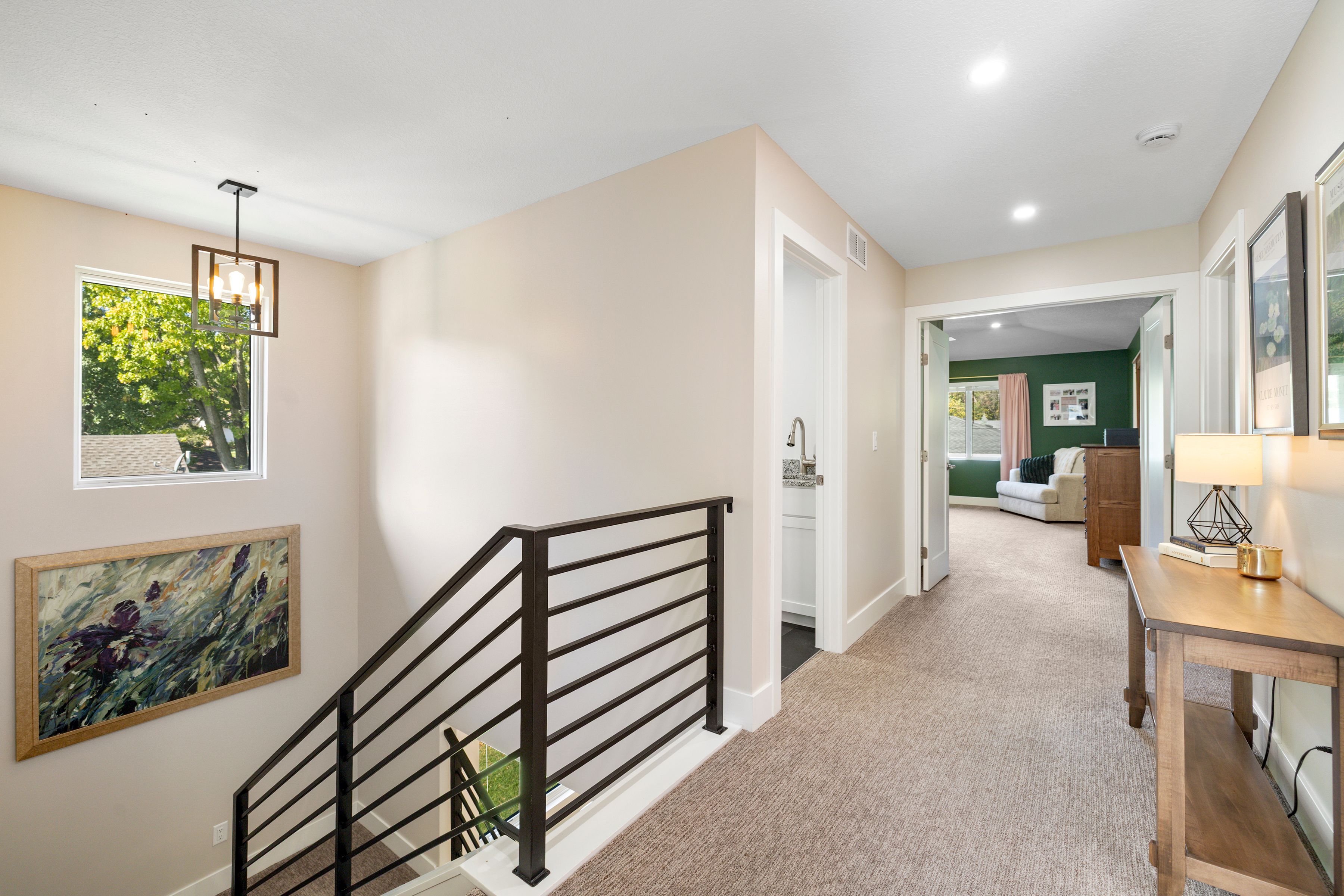  Modern Comfort Meets the Lake Lifestyle - 物件實景