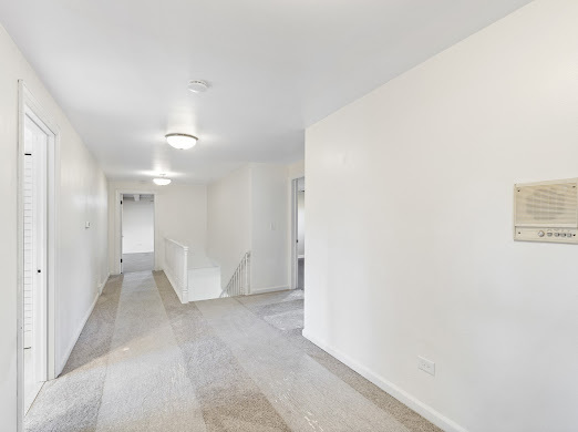 Winthrop Harbor, Illinois, 60096, United States, 5 Bedrooms Bedrooms, ,4 BathroomsBathrooms,Residential,For Sale,2005898