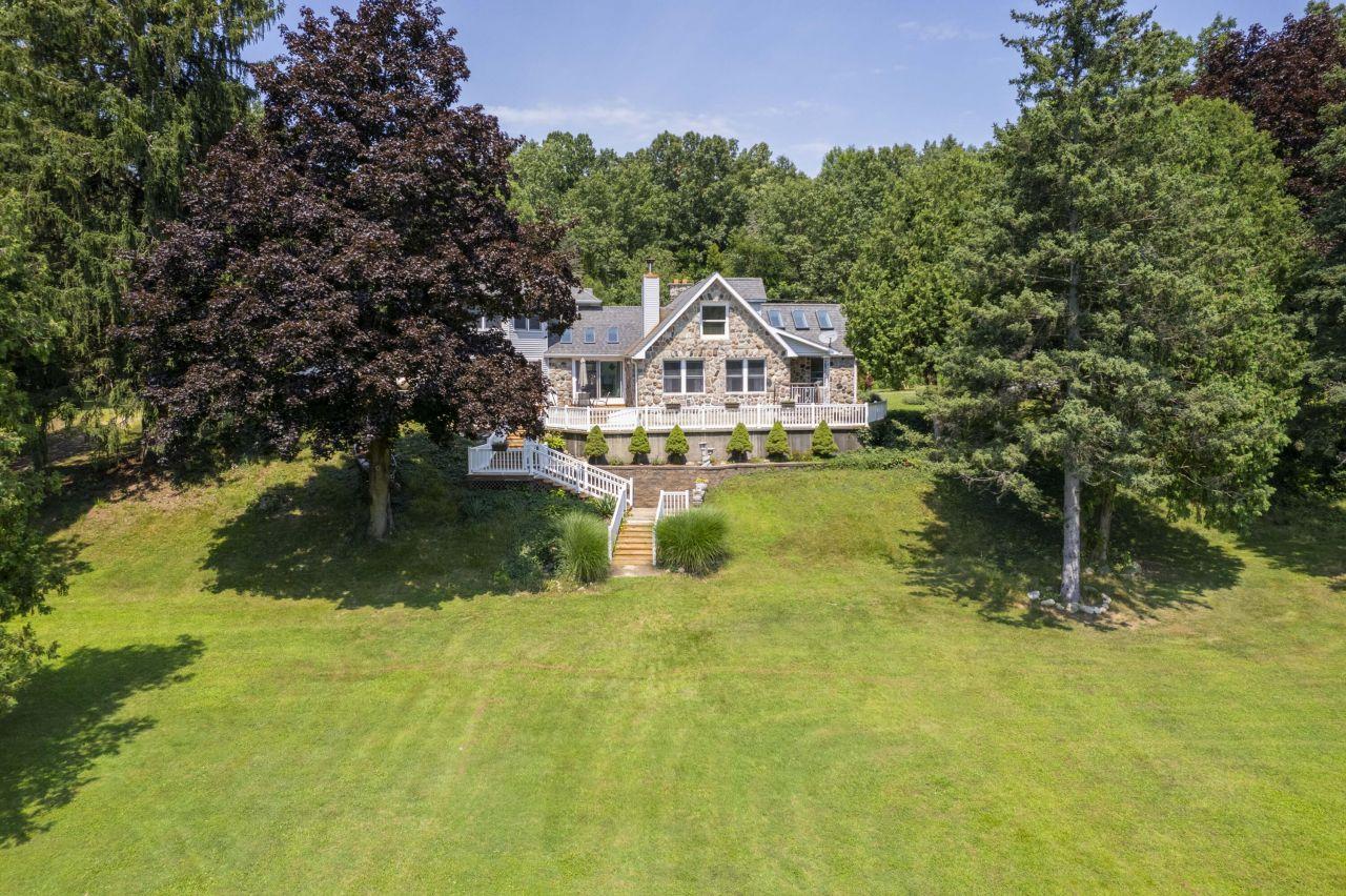 Vandalia, Michigan, 49095, United States, 4 Bedrooms Bedrooms, ,4 BathroomsBathrooms,Residential,For Sale,1737716
