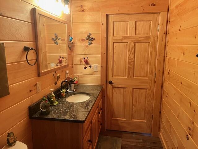 Branch, Michigan, 49402, United States, 5 Bedrooms Bedrooms, ,4 BathroomsBathrooms,Residential,For Sale,1986273