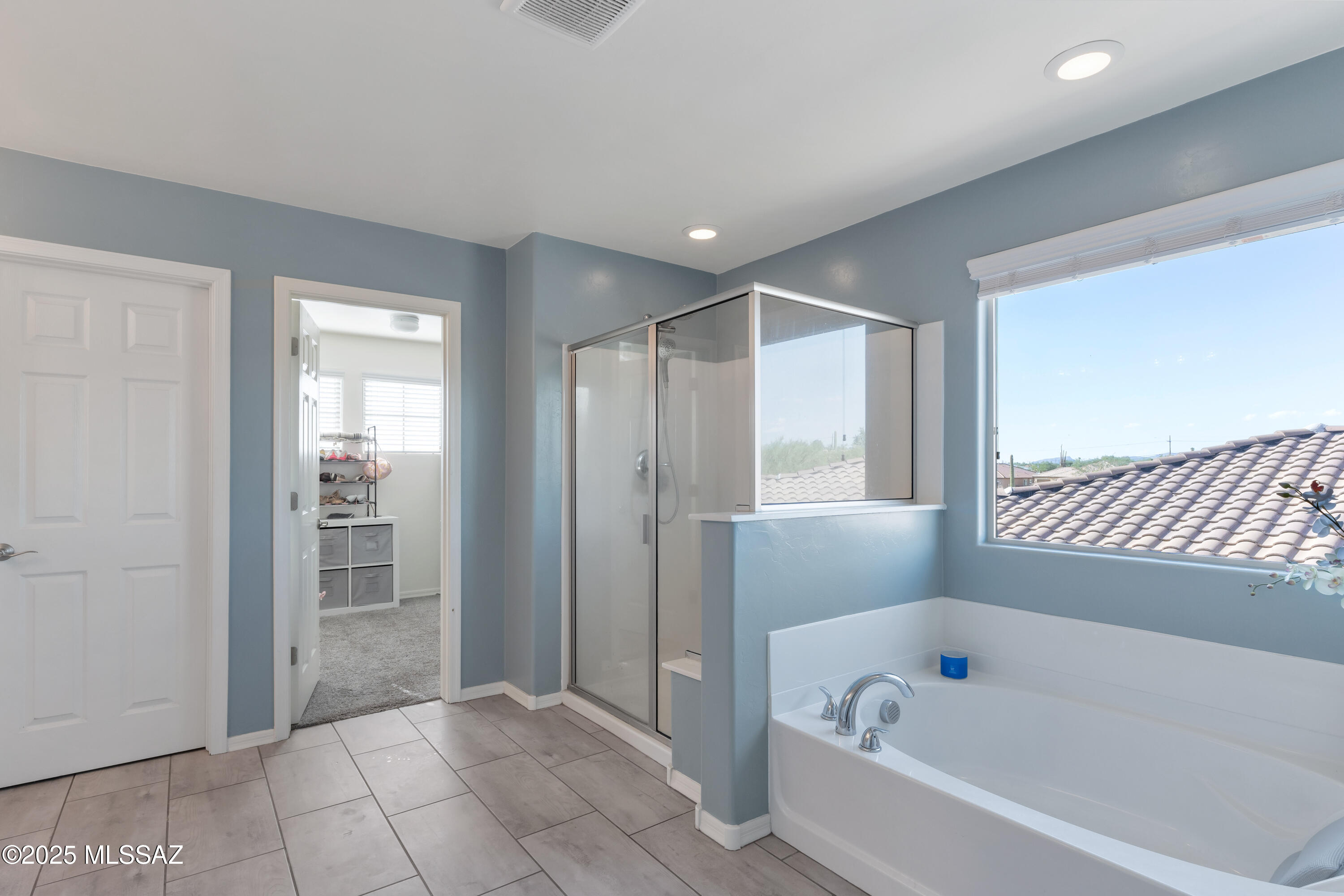 Tucson, Arizona, 85741, United States, 4 Bedrooms Bedrooms, ,3 BathroomsBathrooms,Residential,For Sale,1933342
