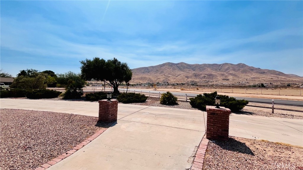 Apple Valley, California, 92308, United States, 4 Bedrooms Bedrooms, ,3 BathroomsBathrooms,Residential,For Sale,2001641