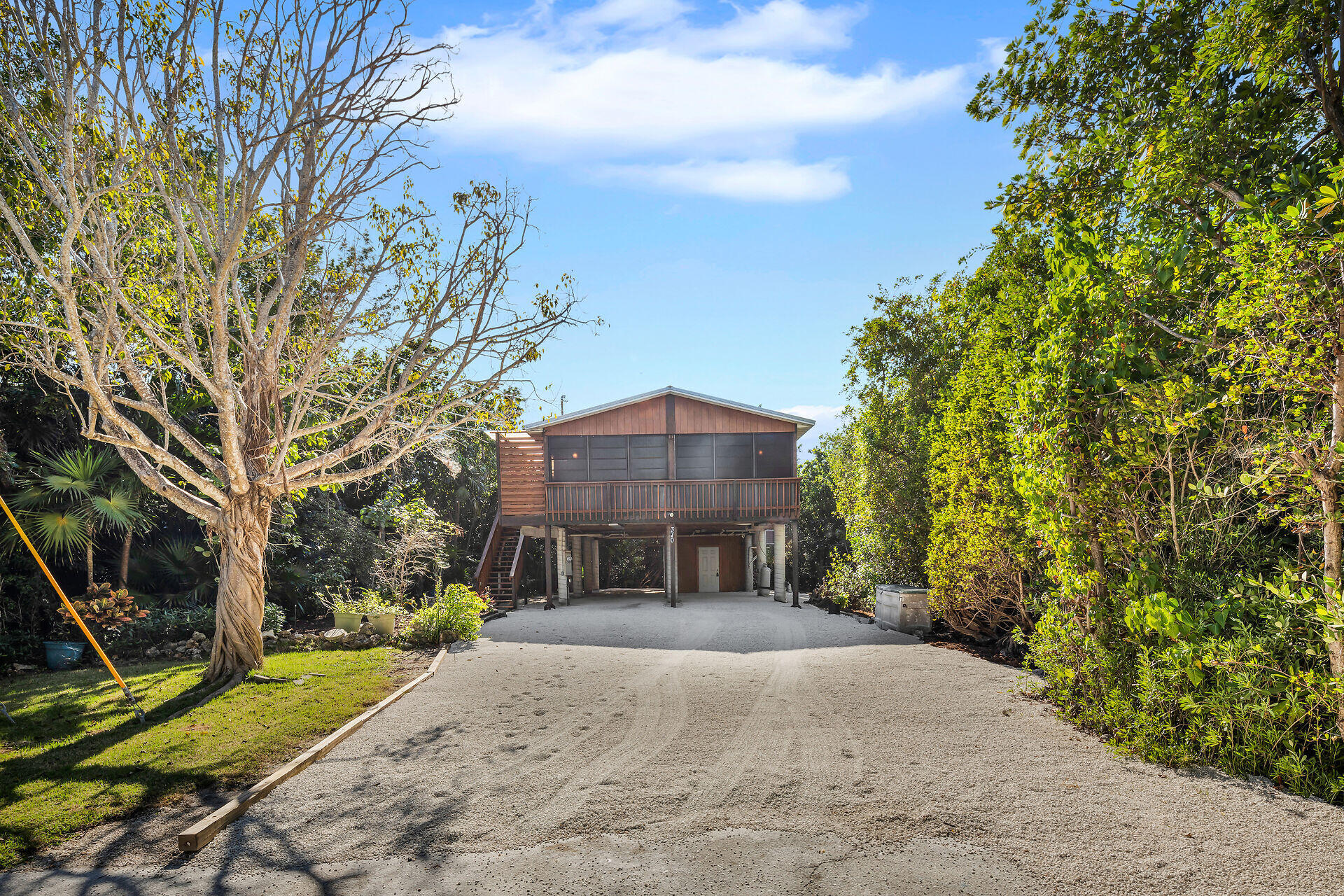 MARATHON, Florida, 33050, United States, 2 Bedrooms Bedrooms, ,2 BathroomsBathrooms,Residential,For Sale,1707651