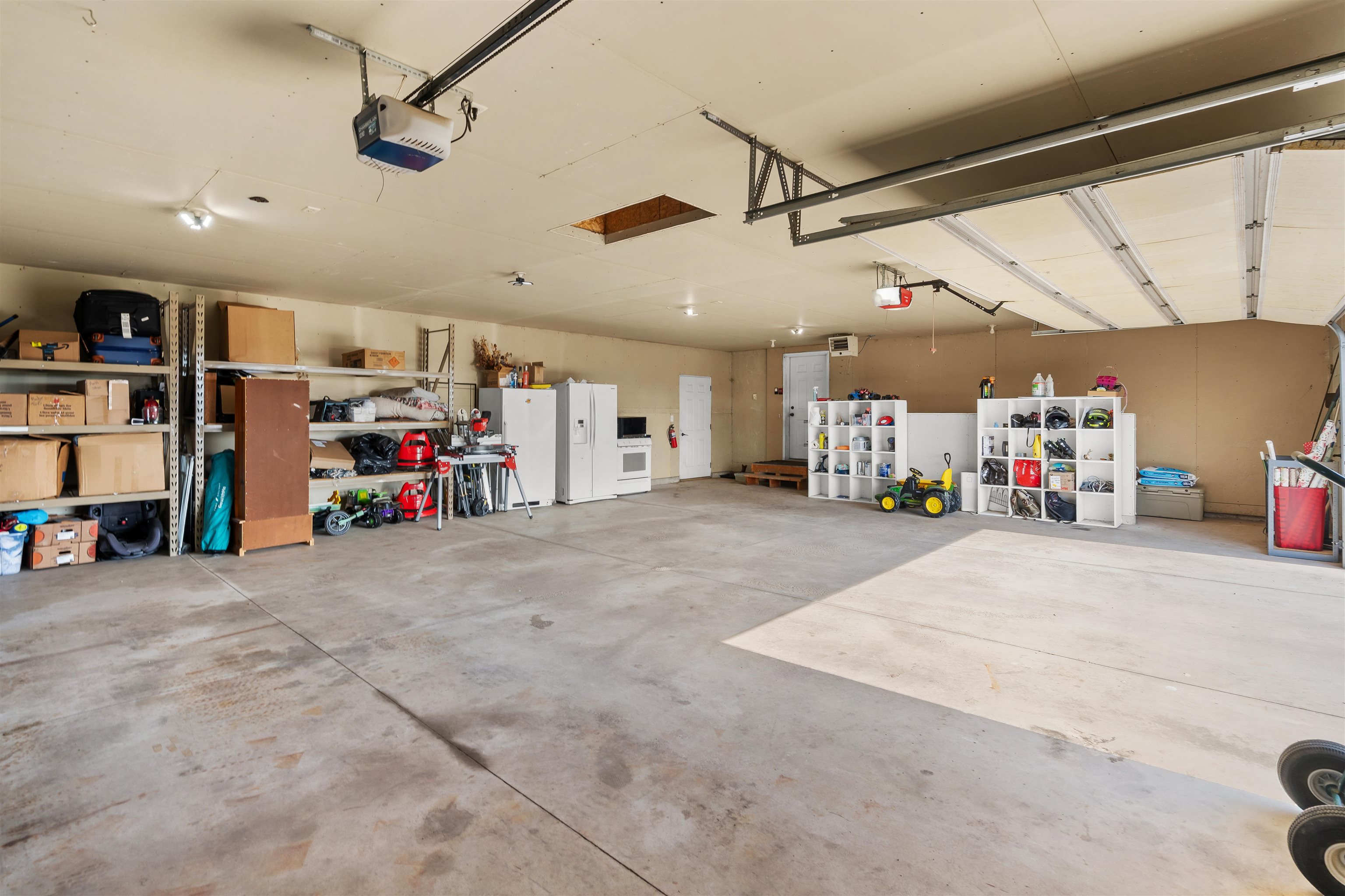 De Pere, Wisconsin, 54115-9006, United States, 4 Bedrooms Bedrooms, ,3 BathroomsBathrooms,Residential,For Sale,2048698