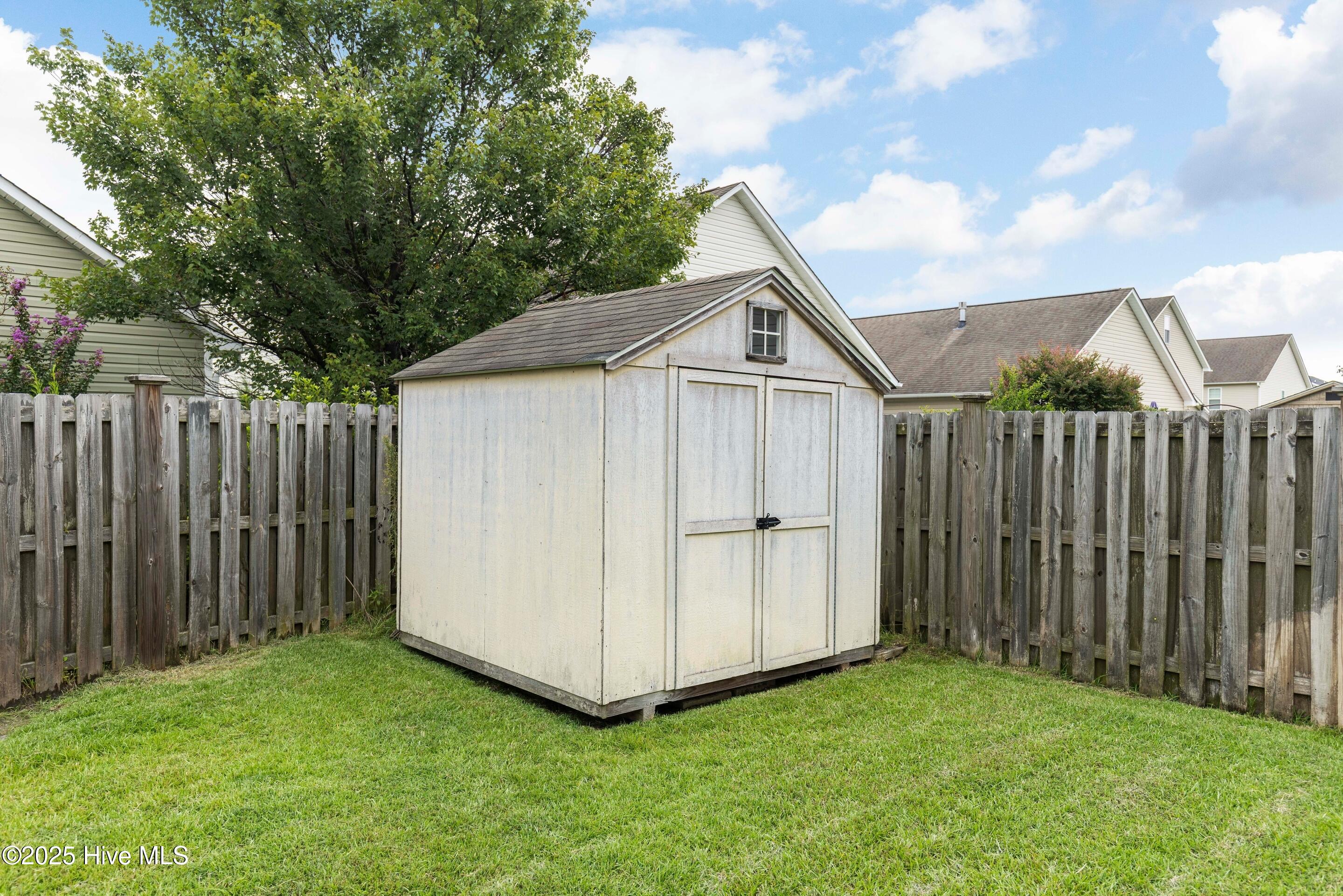 Wilmington, North Carolina, 28412, United States, 4 Bedrooms Bedrooms, ,3 BathroomsBathrooms,Residential,For Sale,1932044
