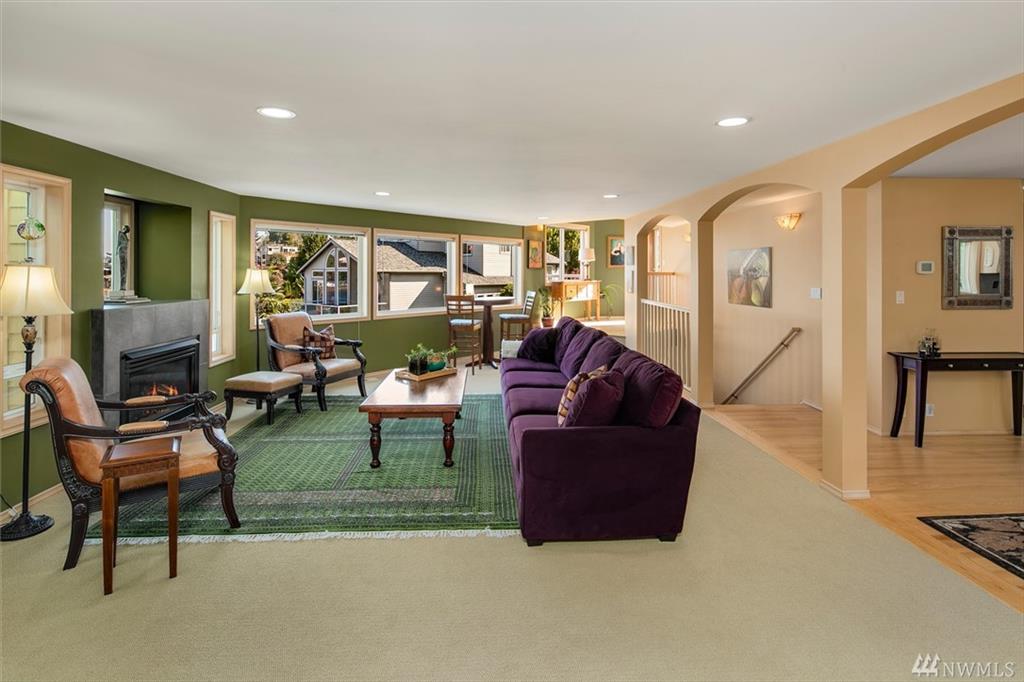 3758 W Commodore Wy, Seattle, Washington, 98199, United States, 4 Bedrooms Bedrooms, ,4 BathroomsBathrooms,Residential,For Sale,3758 W Commodore Wy,1431576