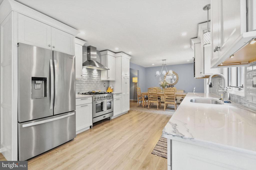 Medford, New Jersey, 08055, United States, 4 Bedrooms Bedrooms, ,3 BathroomsBathrooms,Residential,For Sale,1922039