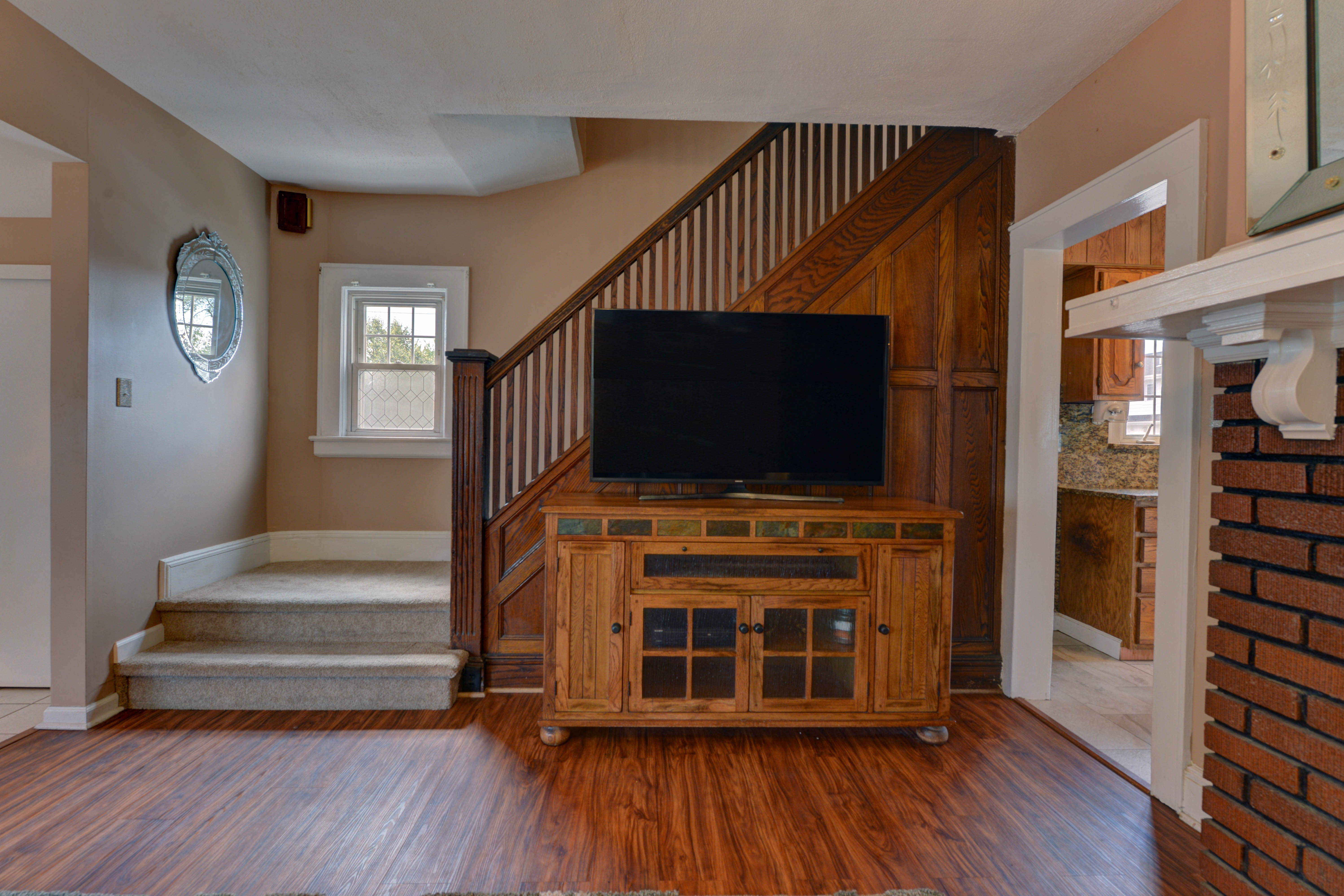 Lyndhurst, New Jersey, 07071, United States, 3 Bedrooms Bedrooms, ,2 BathroomsBathrooms,Residential,For Sale,1915781