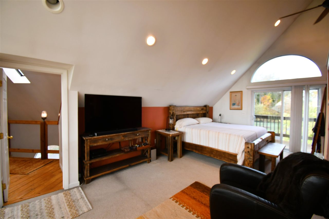 Charlevoix, Michigan, 49720, United States, 4 Bedrooms Bedrooms, ,3 BathroomsBathrooms,Residential,For Sale,1995893