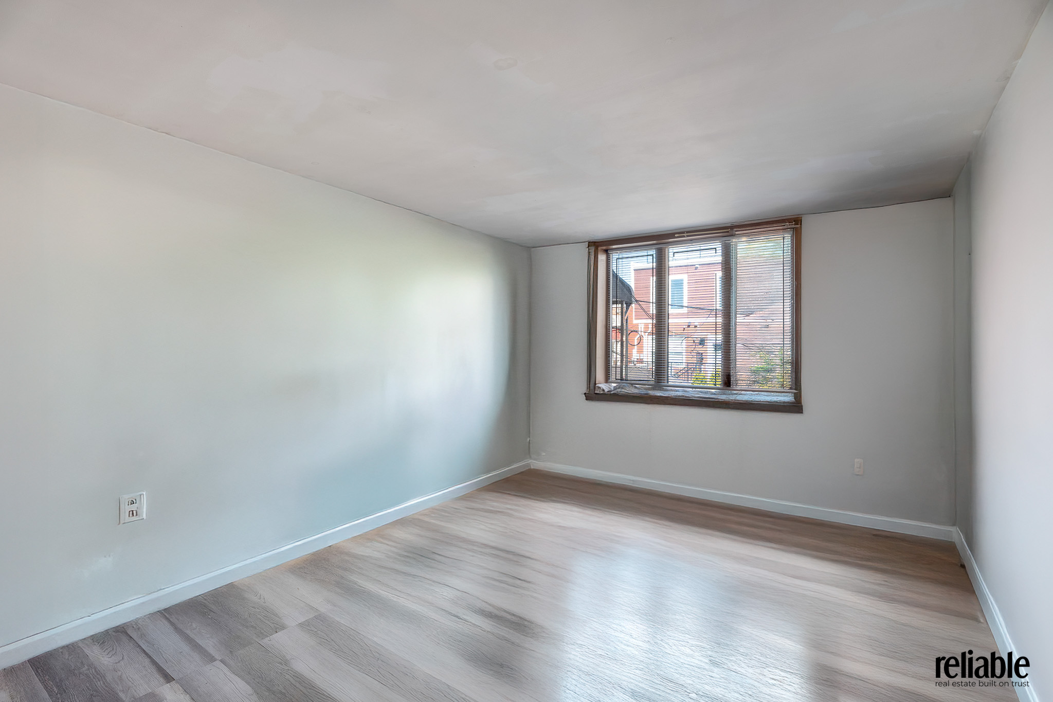 Brooklyn, New York, 11224, United States, 4 Bedrooms Bedrooms, ,2 BathroomsBathrooms,Residential,For Sale,1752290
