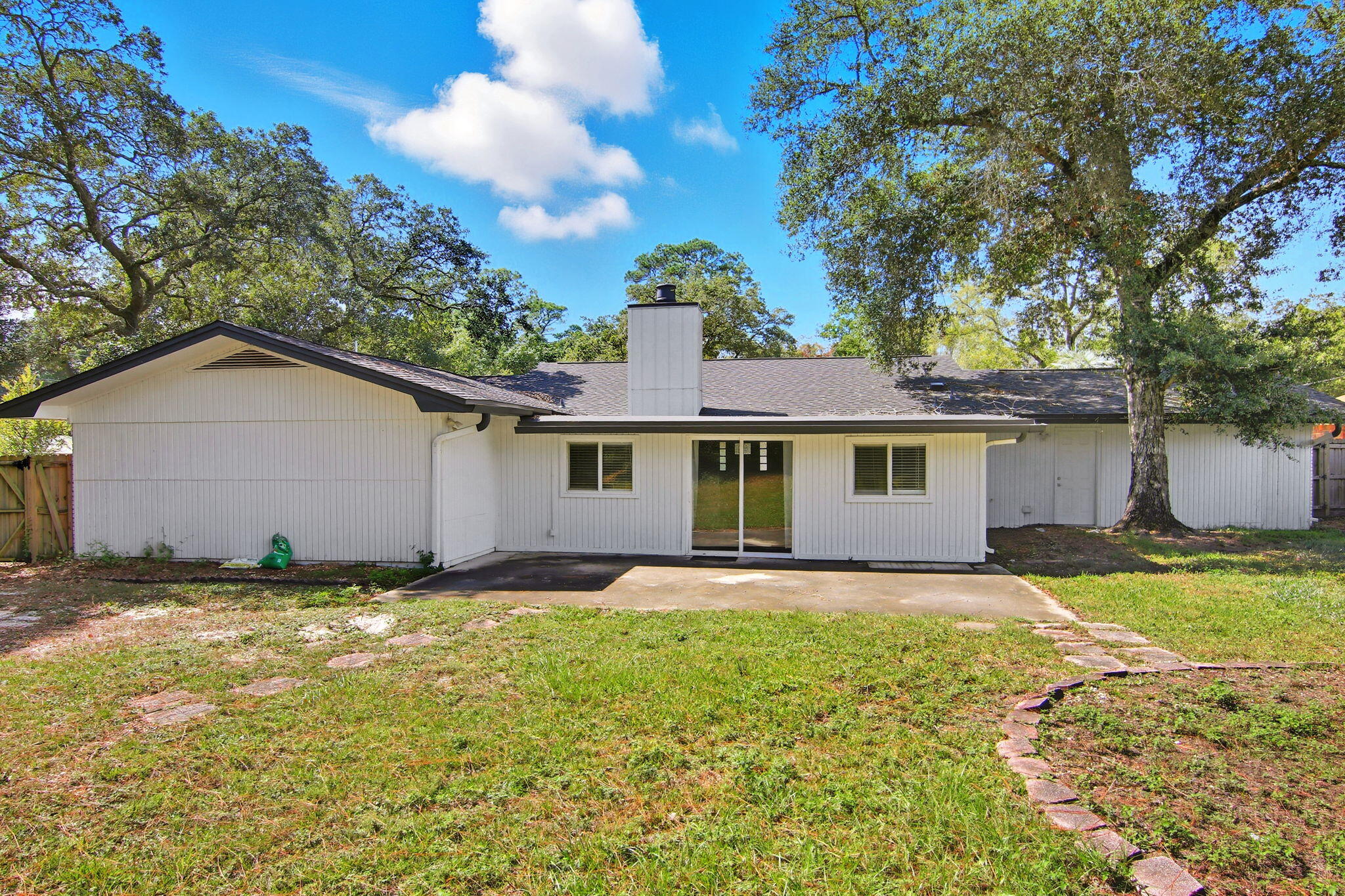 Niceville, Florida, 32578, United States, 4 Bedrooms Bedrooms, ,2 BathroomsBathrooms,Residential,For Sale,1961467