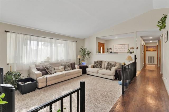 Apple Valley, California, 92307, United States, 3 Bedrooms Bedrooms, ,2 BathroomsBathrooms,Residential,For Sale,1951726