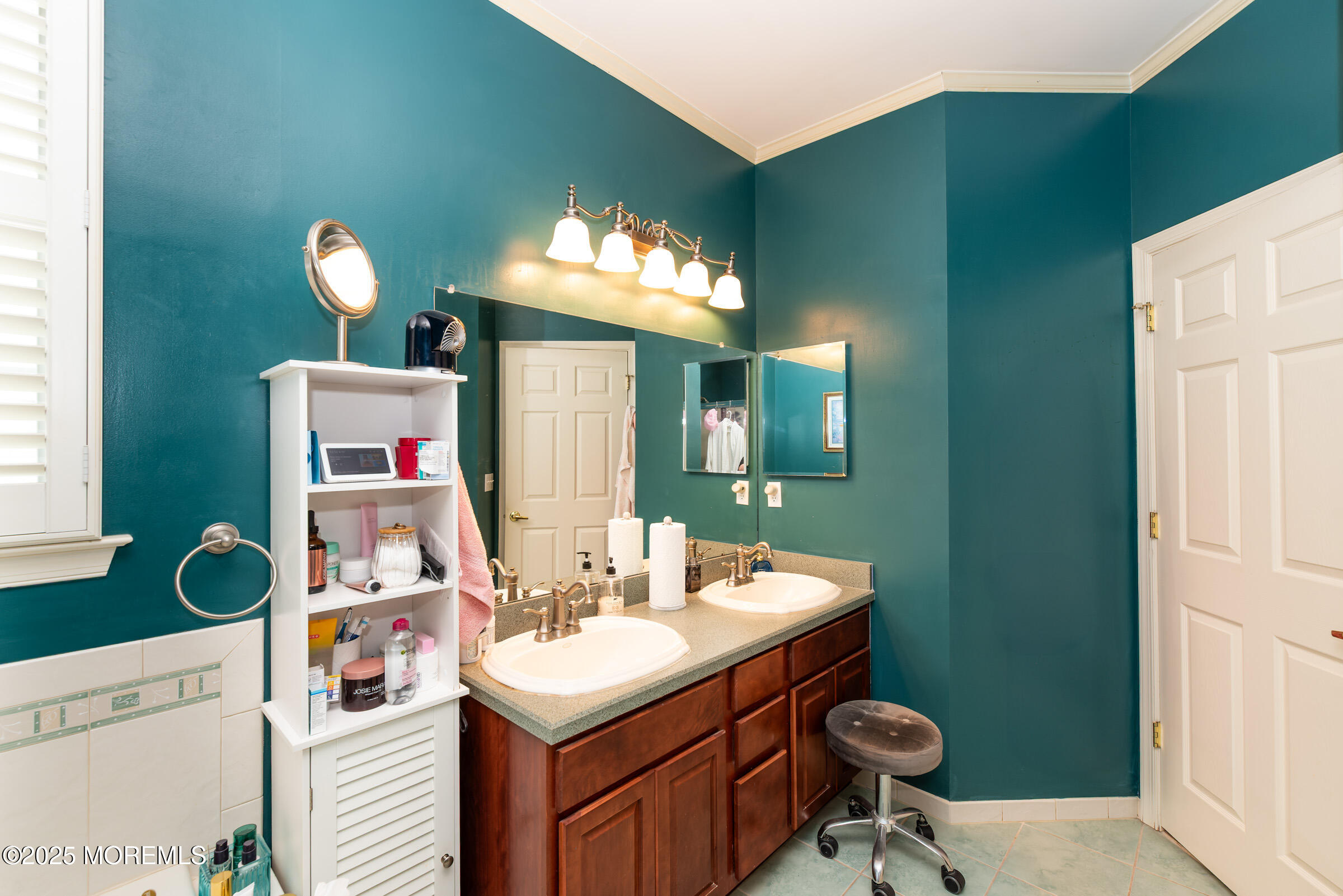 Barnegat, New Jersey, 08005, United States, 3 Bedrooms Bedrooms, ,4 BathroomsBathrooms,Residential,For Sale,1977809