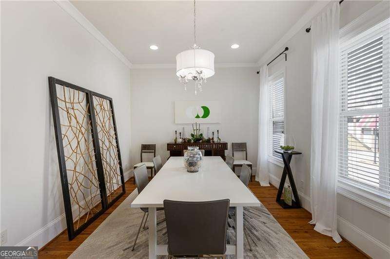 Atlanta, Georgia, 30363, United States, 3 Bedrooms Bedrooms, ,4 BathroomsBathrooms,Residential,For Sale,1913056