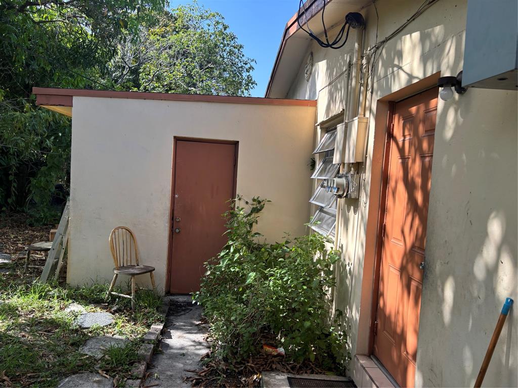 Fort Lauderdale, Florida, 33304, United States, 2 Bedrooms Bedrooms, ,2 BathroomsBathrooms,Residential,For Sale,1936952