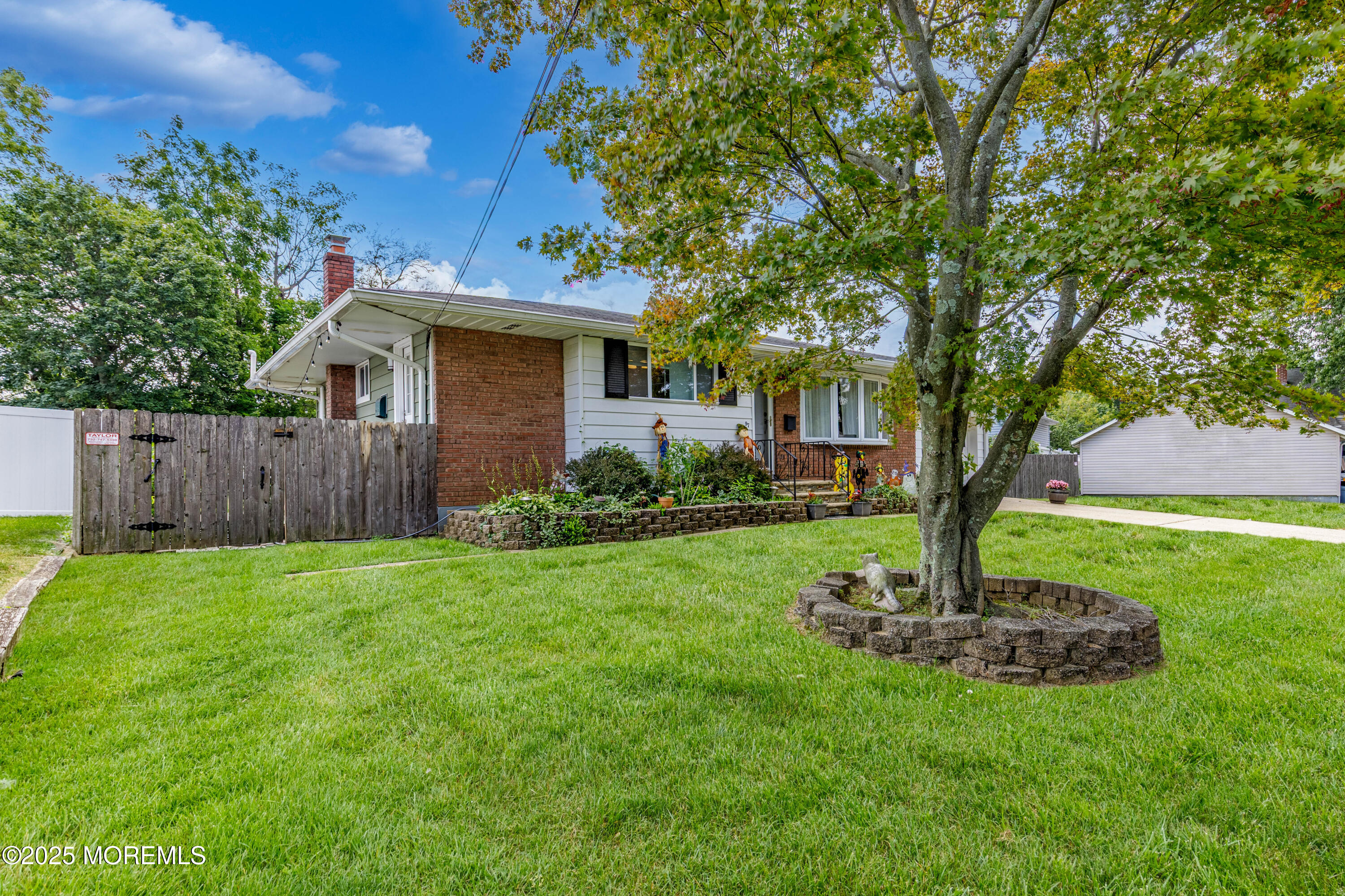 Freehold, New Jersey, 07728, United States, 3 Bedrooms Bedrooms, ,1 BathroomBathrooms,Residential,For Sale,1939212