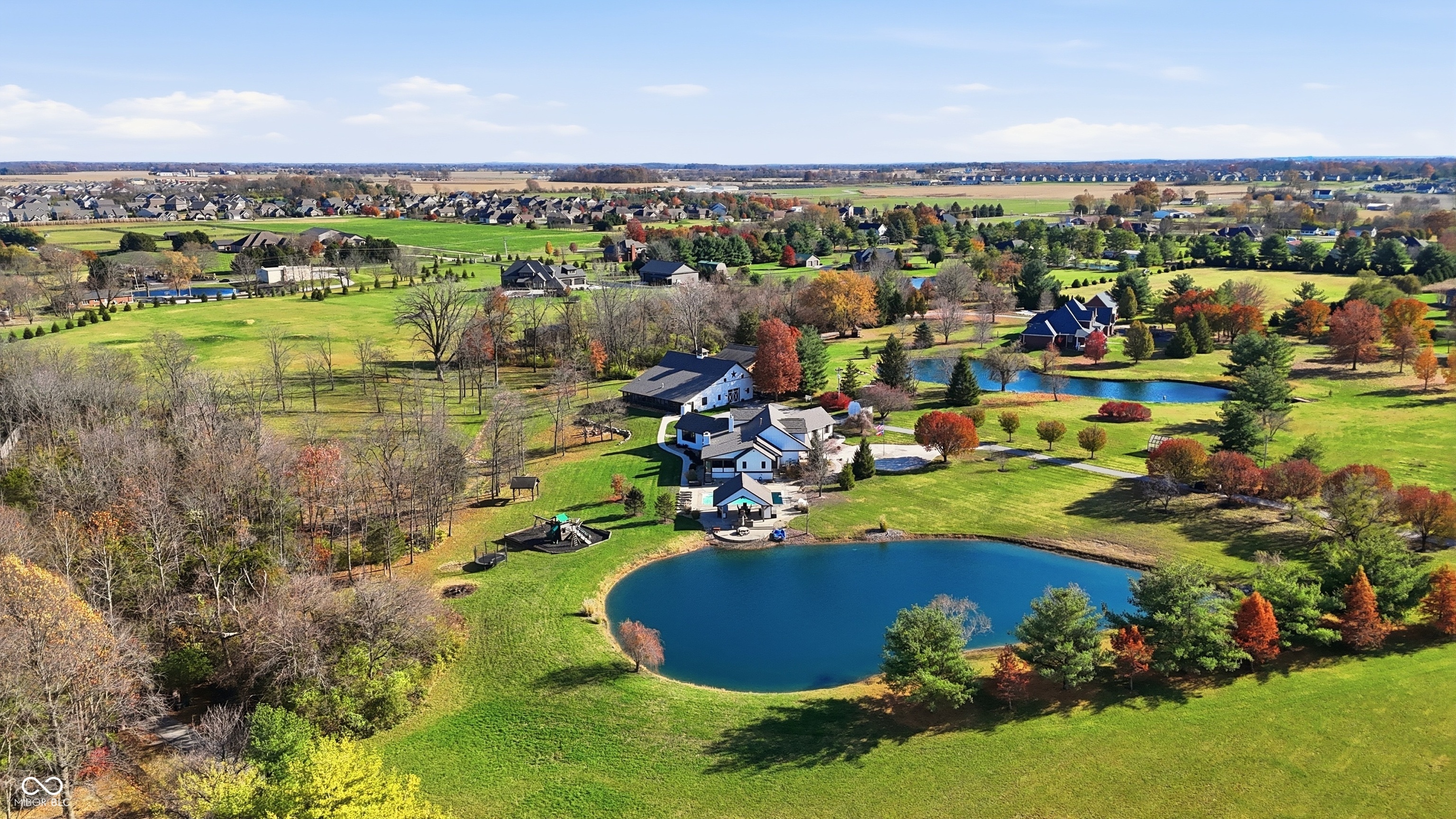 Bargersville, Indiana, 46106, United States, 5 Bedrooms Bedrooms, ,6 BathroomsBathrooms,Residential,For Sale,1992401