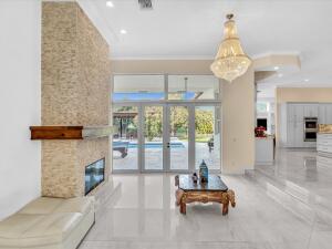 Plantation, Florida, 33325, United States, 5 Bedrooms Bedrooms, ,4 BathroomsBathrooms,Residential,For Sale,2005457